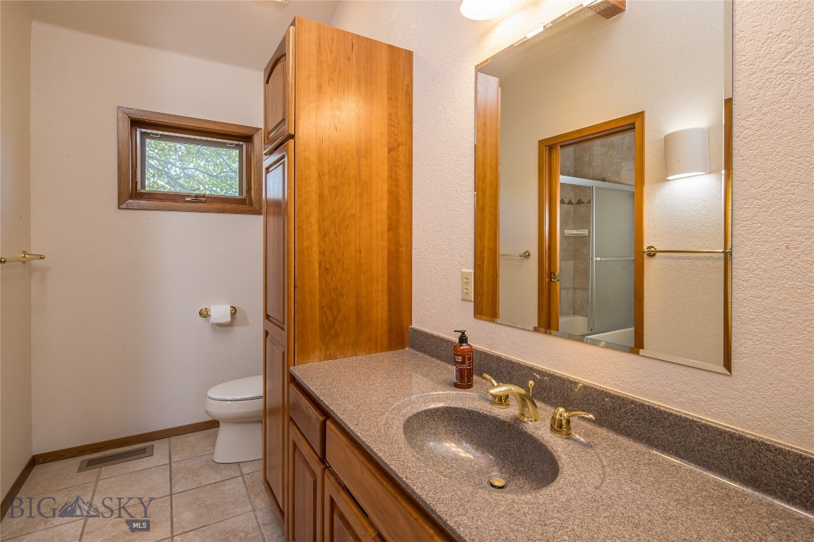 372 Chief Joseph Trail