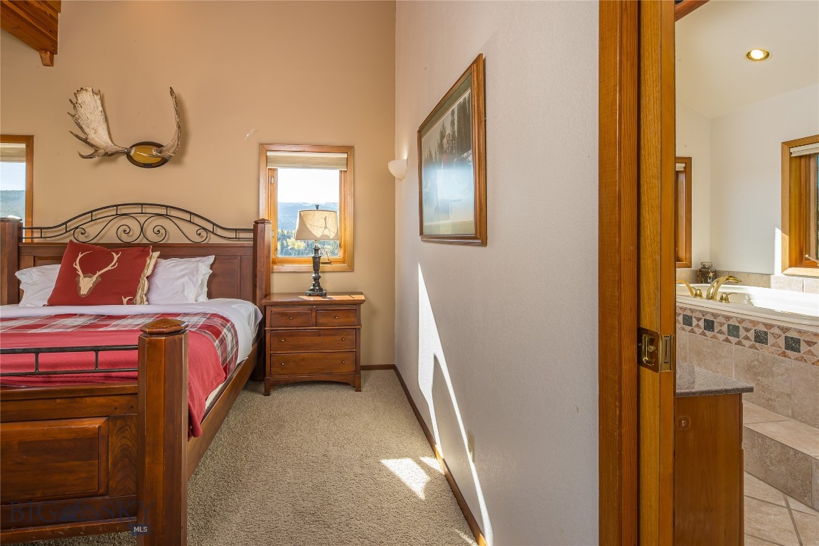 372 Chief Joseph Trail