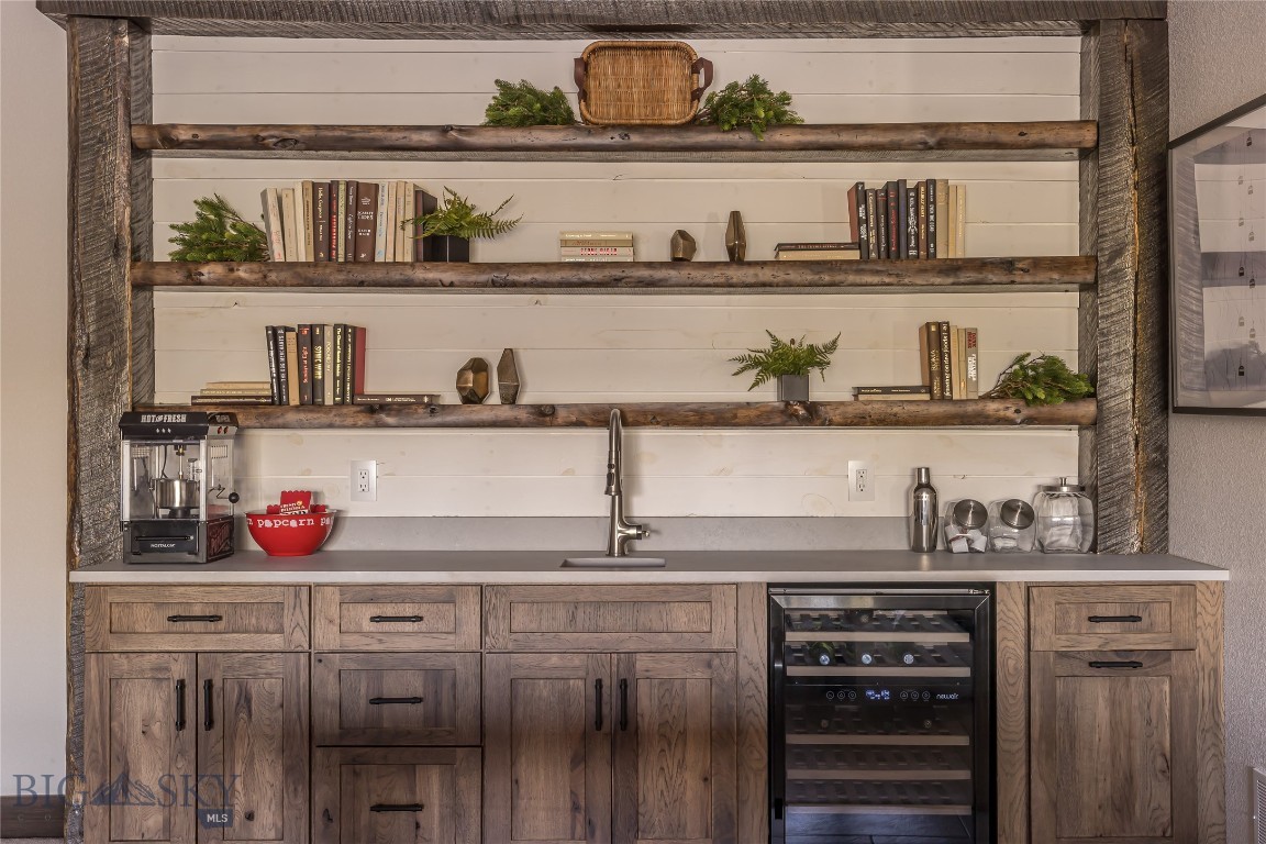 89 Diamond Hitch Road