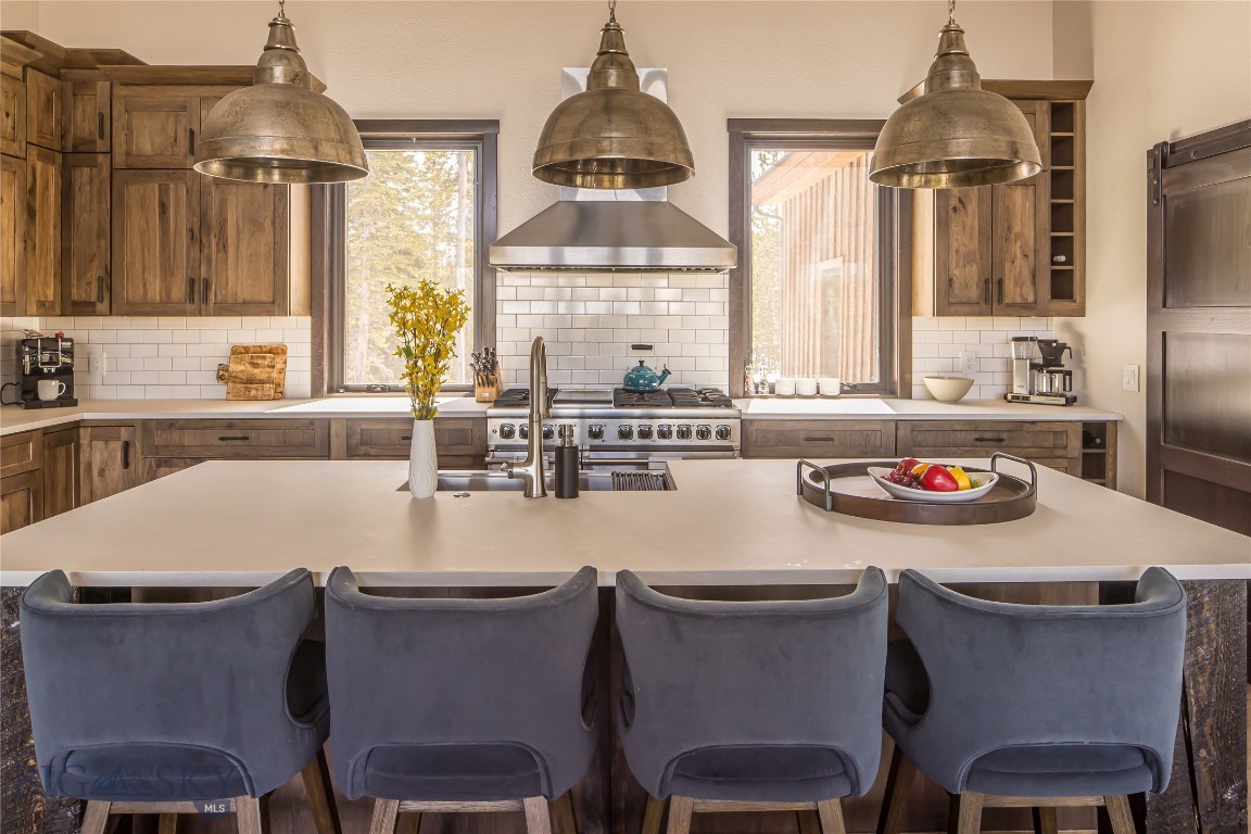 89 Diamond Hitch Road