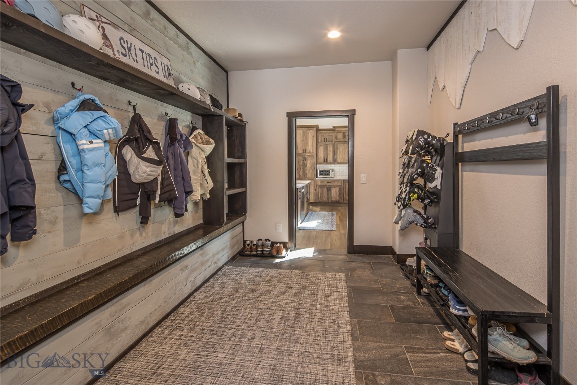 89 Diamond Hitch Road