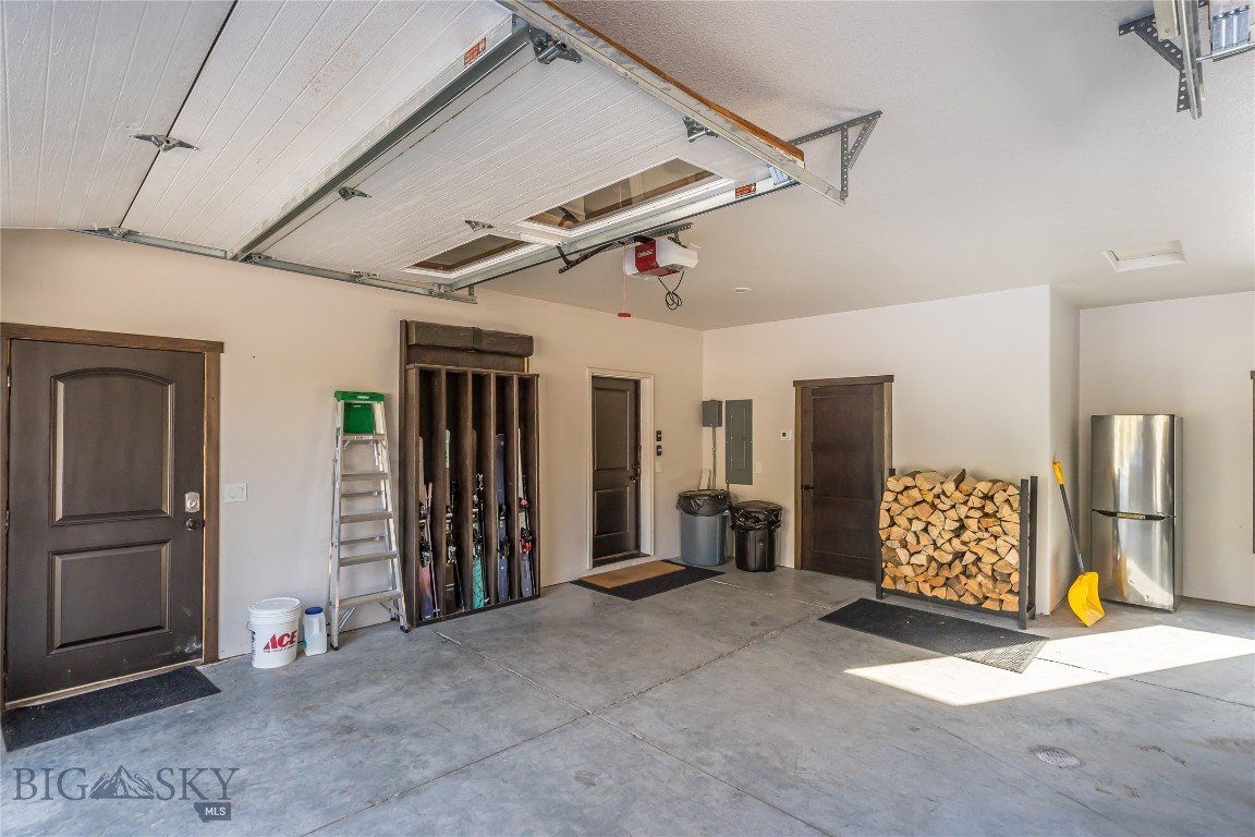 89 Diamond Hitch Road