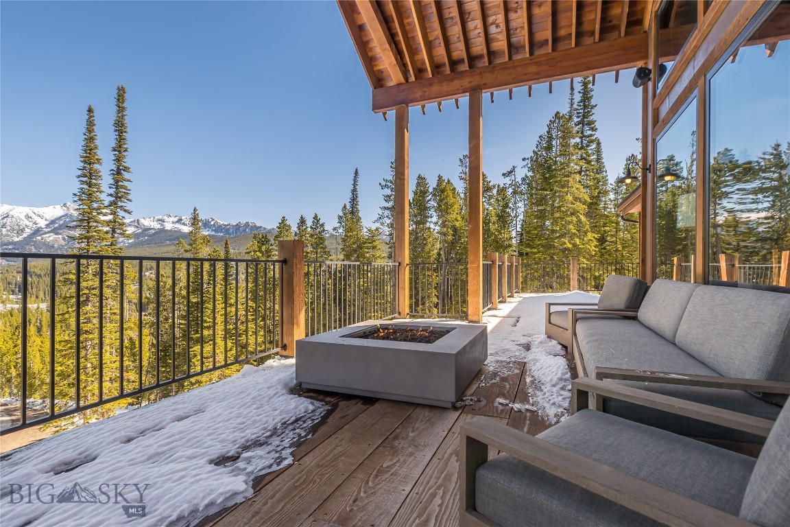 89 Diamond Hitch Road