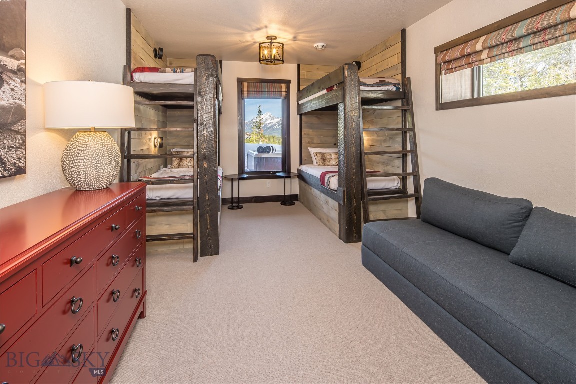 89 Diamond Hitch Road