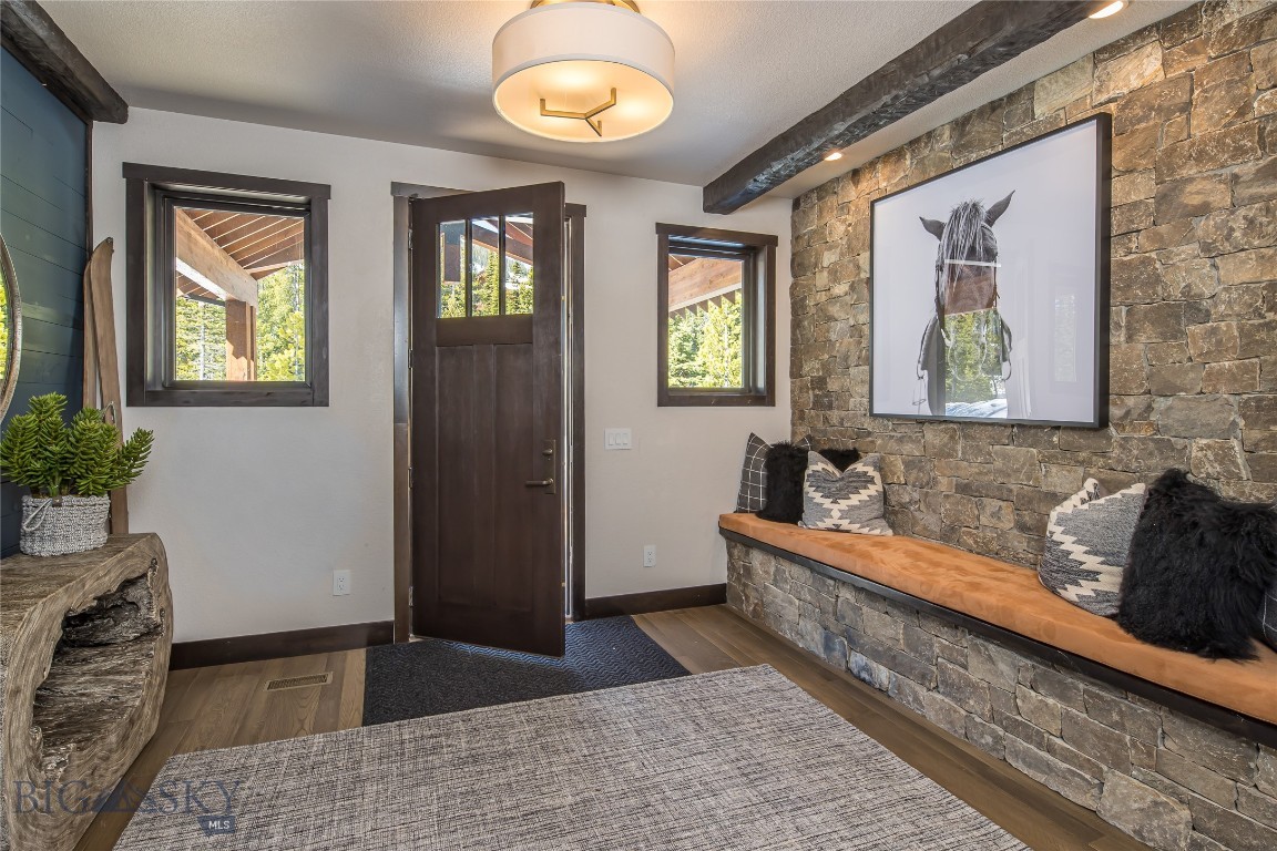 89 Diamond Hitch Road