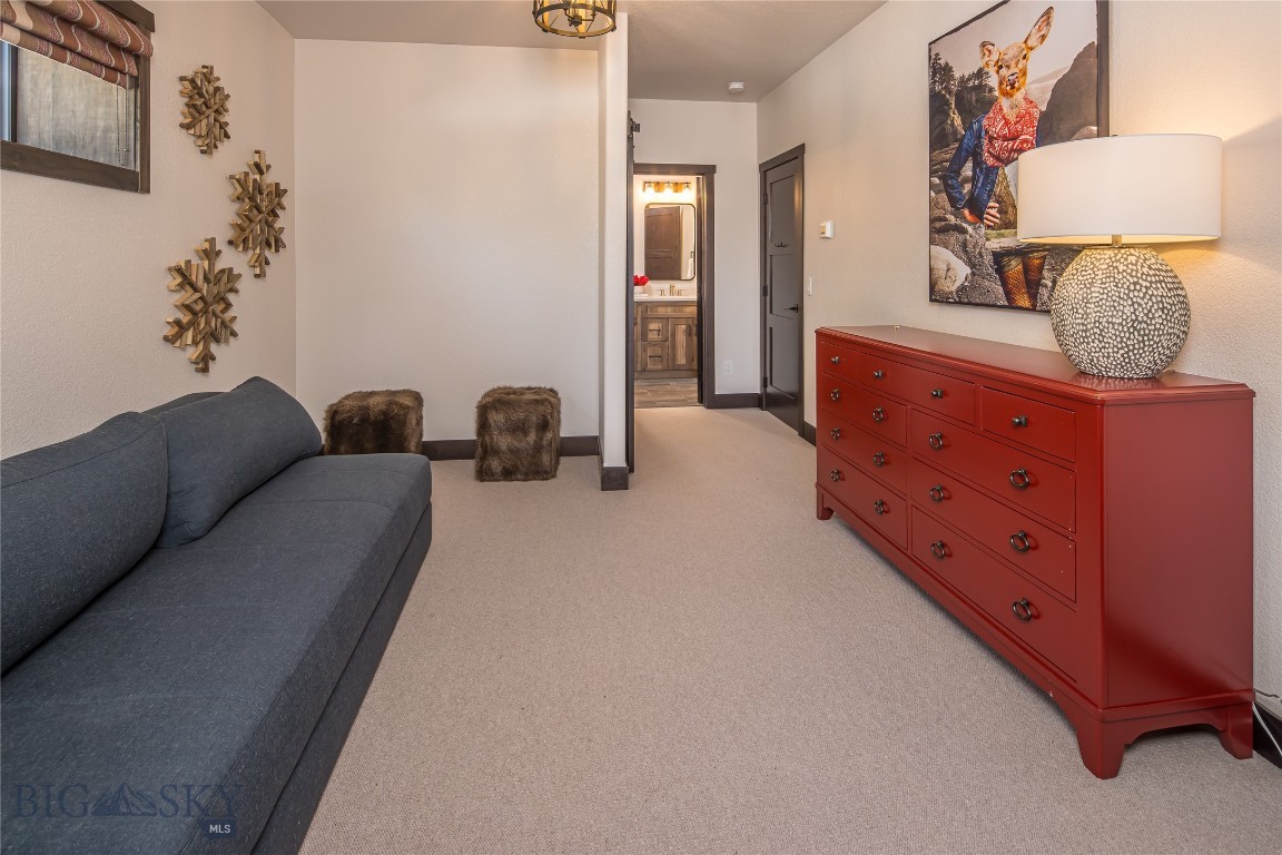 89 Diamond Hitch Road