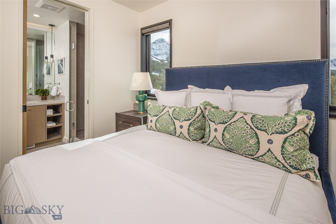 14B Treeline Springs Road