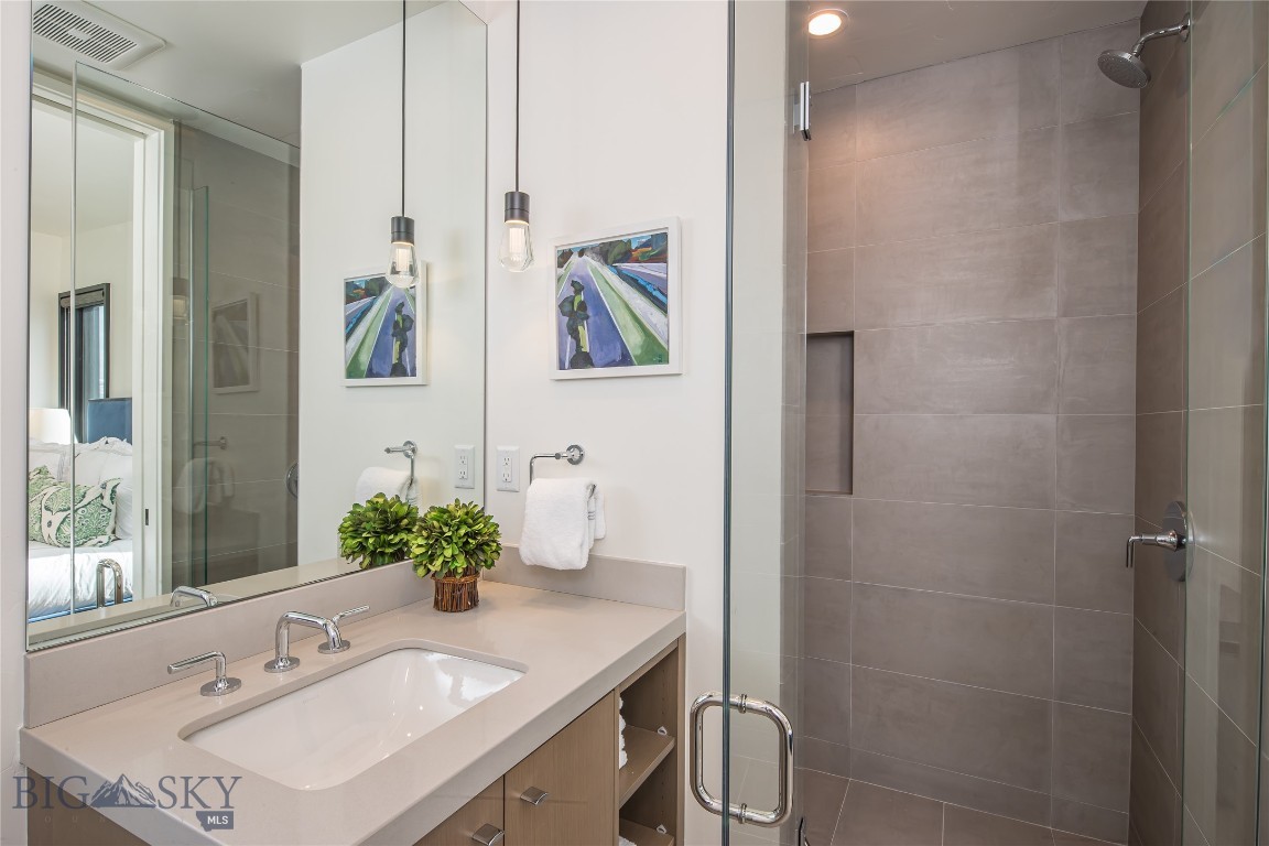 14B Treeline Springs Road