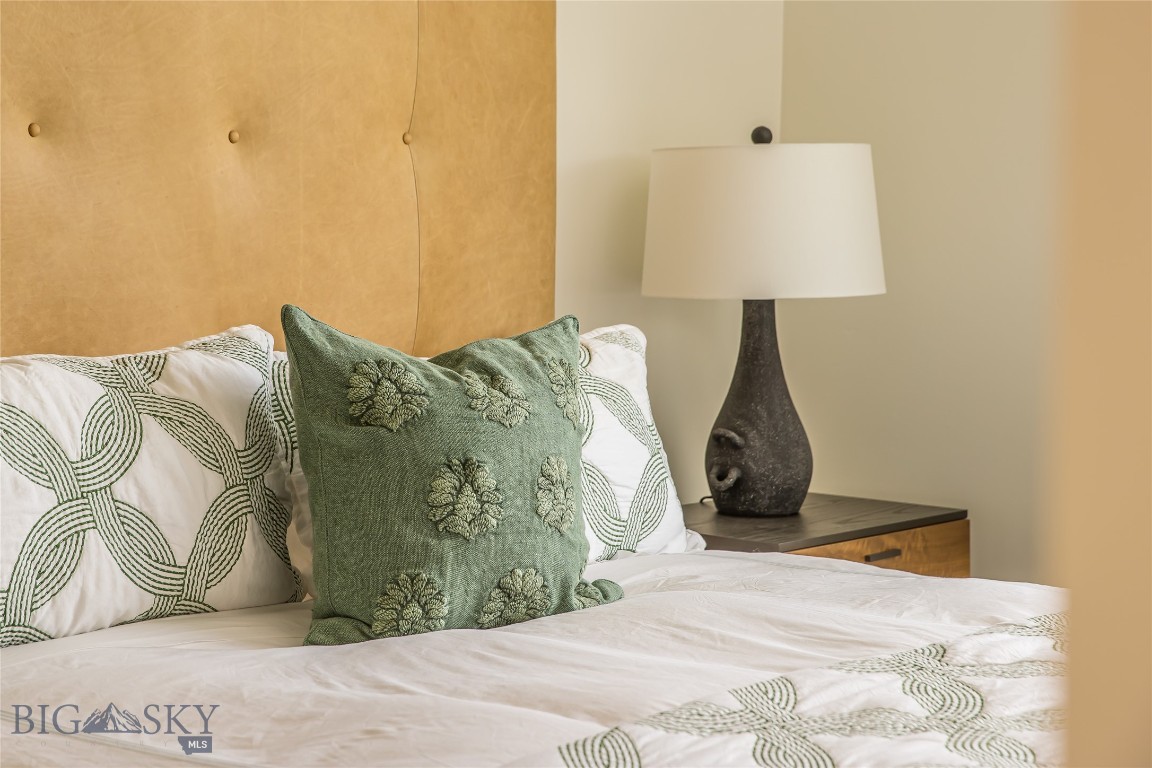 14B Treeline Springs Road