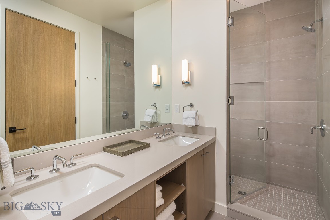 14B Treeline Springs Road