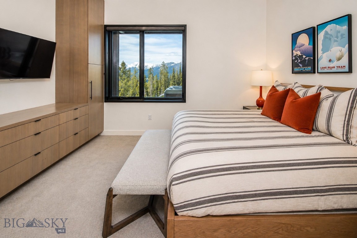 14B Treeline Springs Road