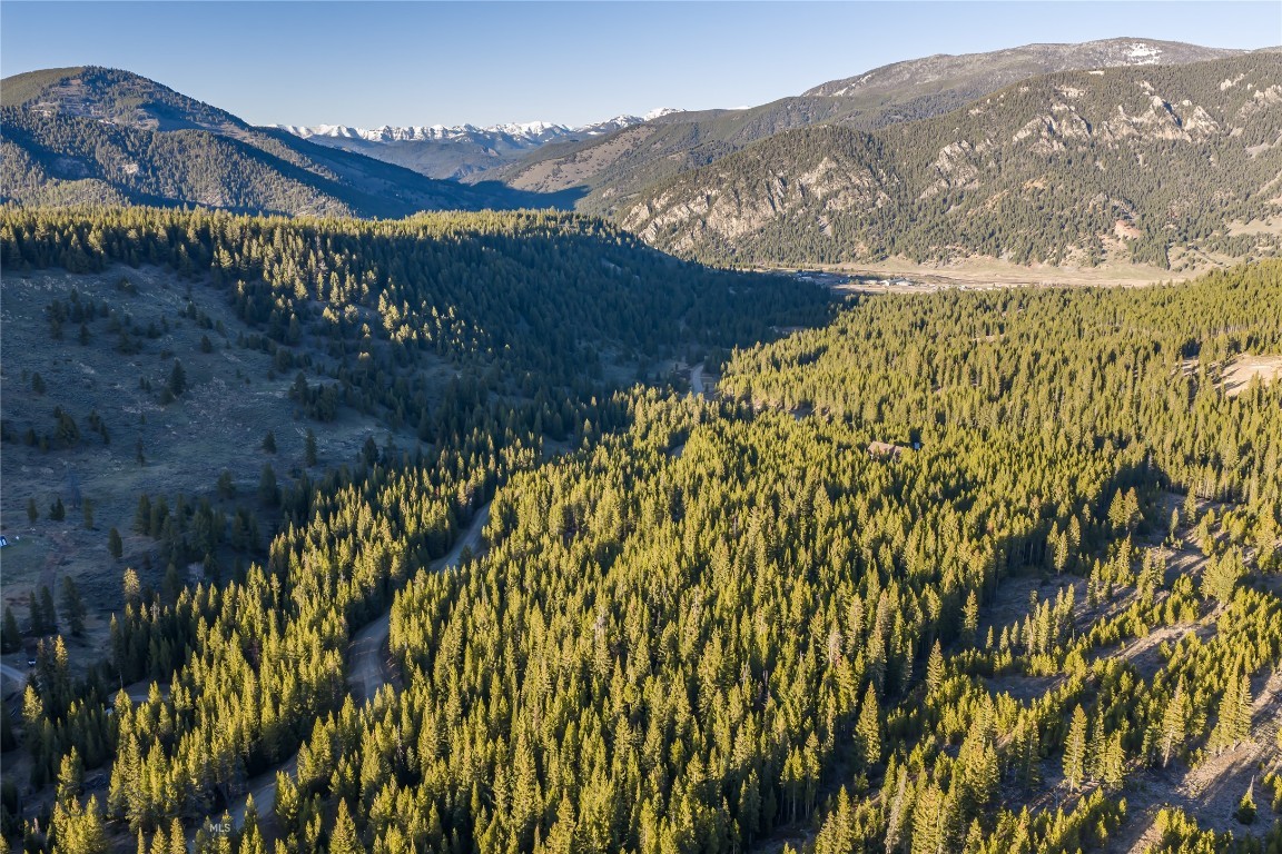 1670 Michener Creek