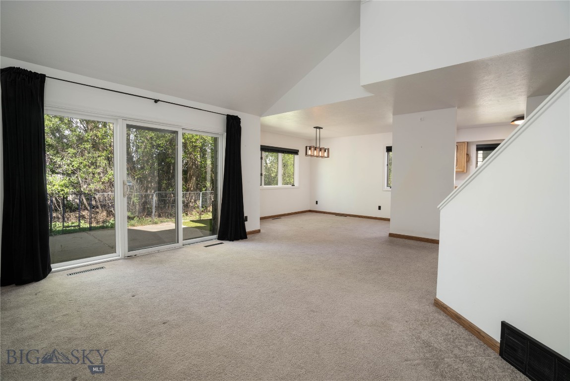 617 S 15th Avenue