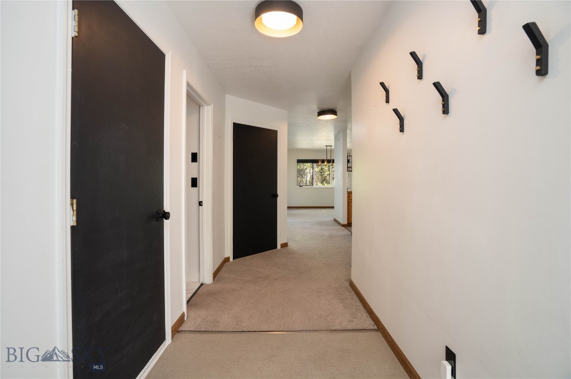 617 S 15th Avenue