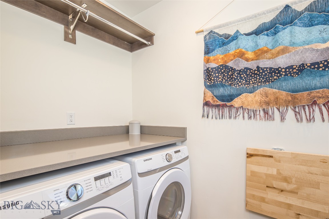 4 Boathouse Way R16/302