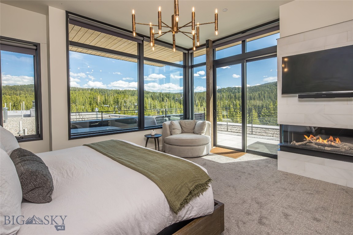 4 Boathouse Way R16/302