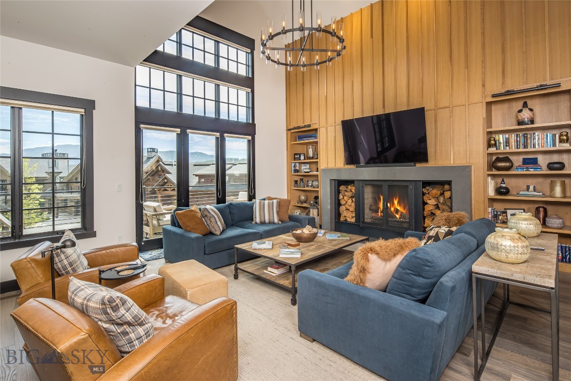 7 Upper Moose Hill