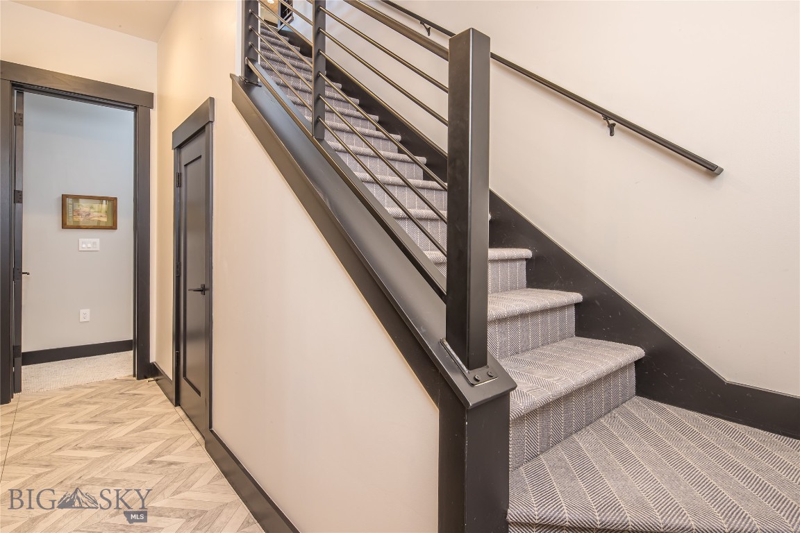 7 Upper Moose Hill