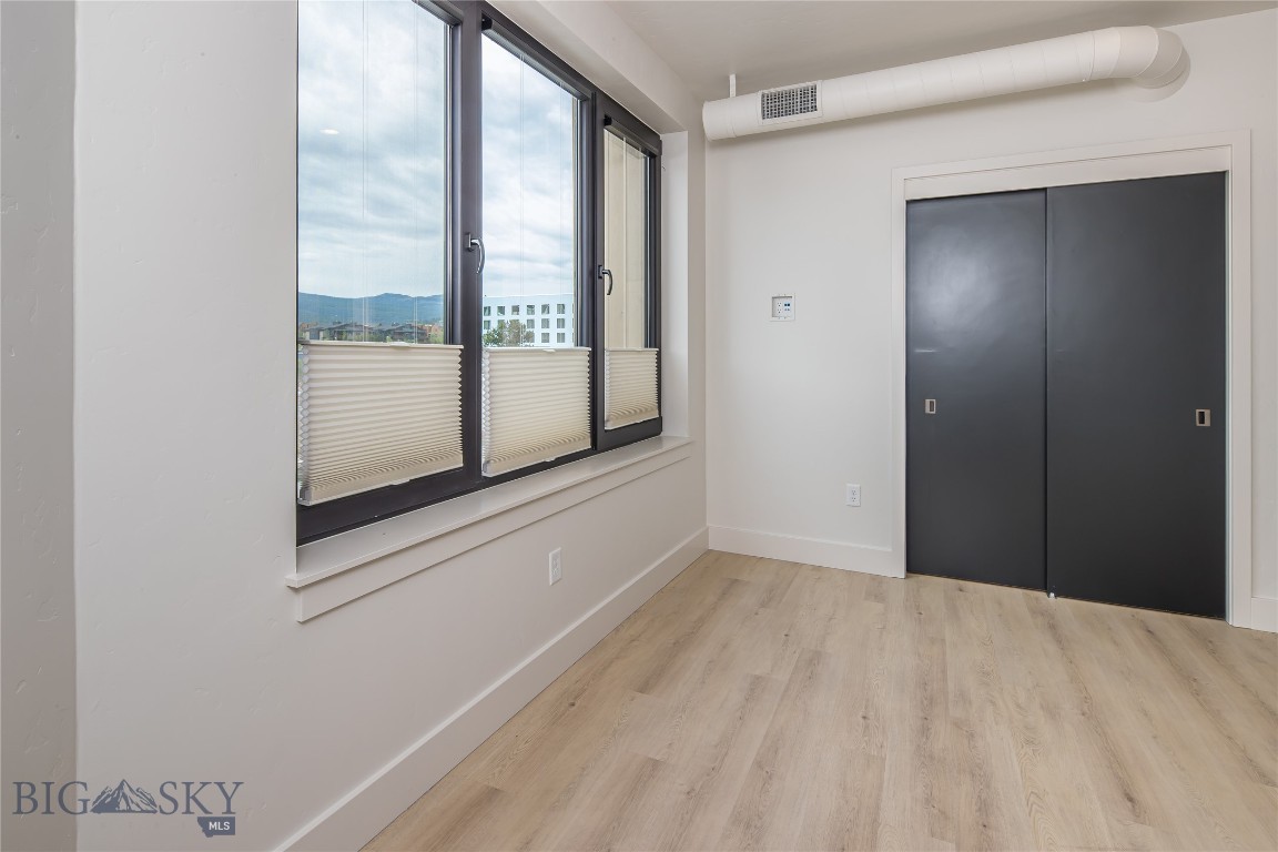 211 Town Center Avenue 2H photo 14