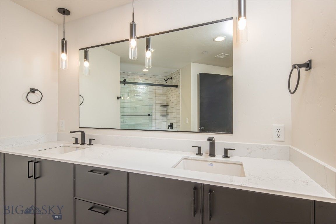 211 Town Center Avenue 2H photo 15