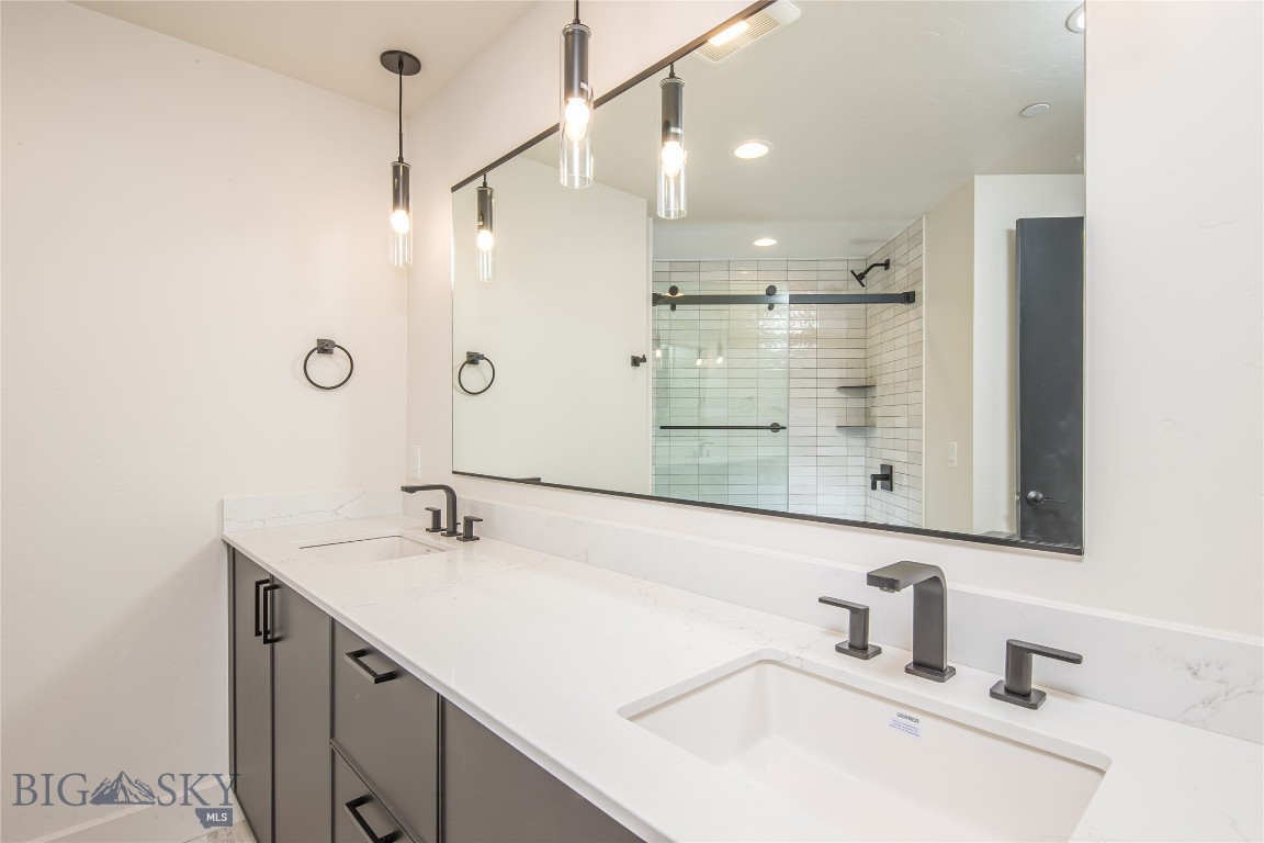 211 Town Center Avenue 2H photo 16