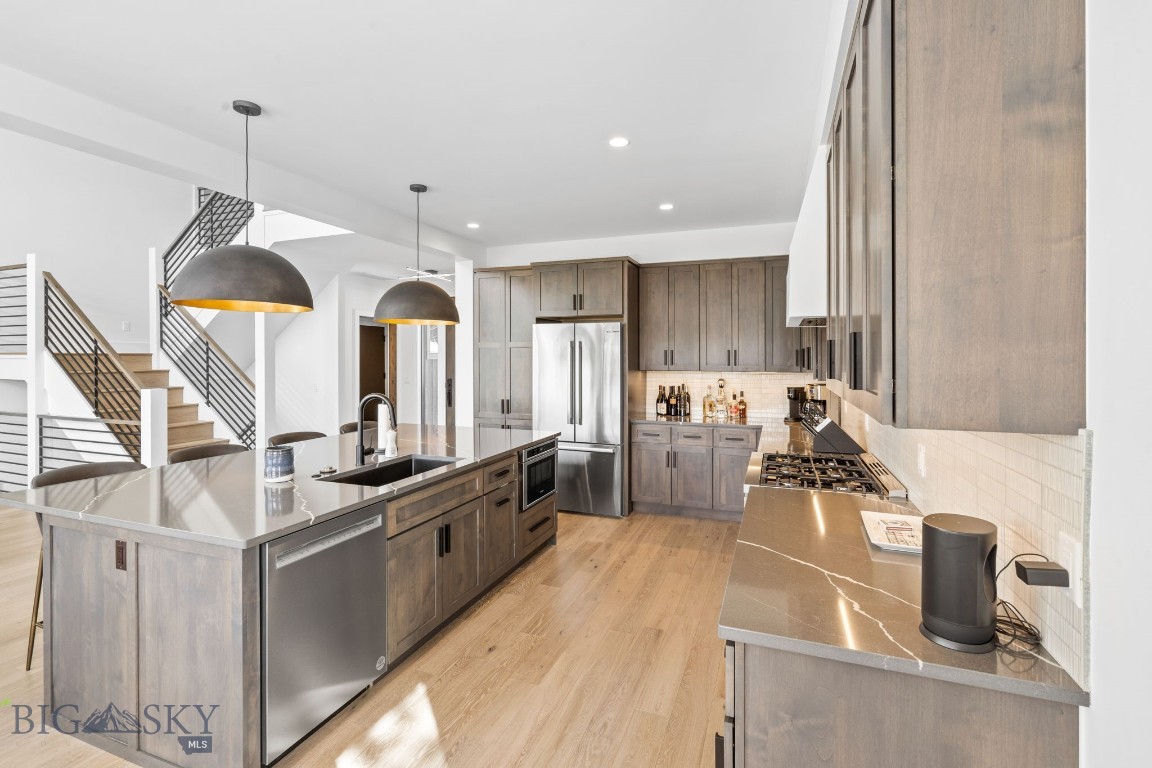 12 Highpoint Drive
