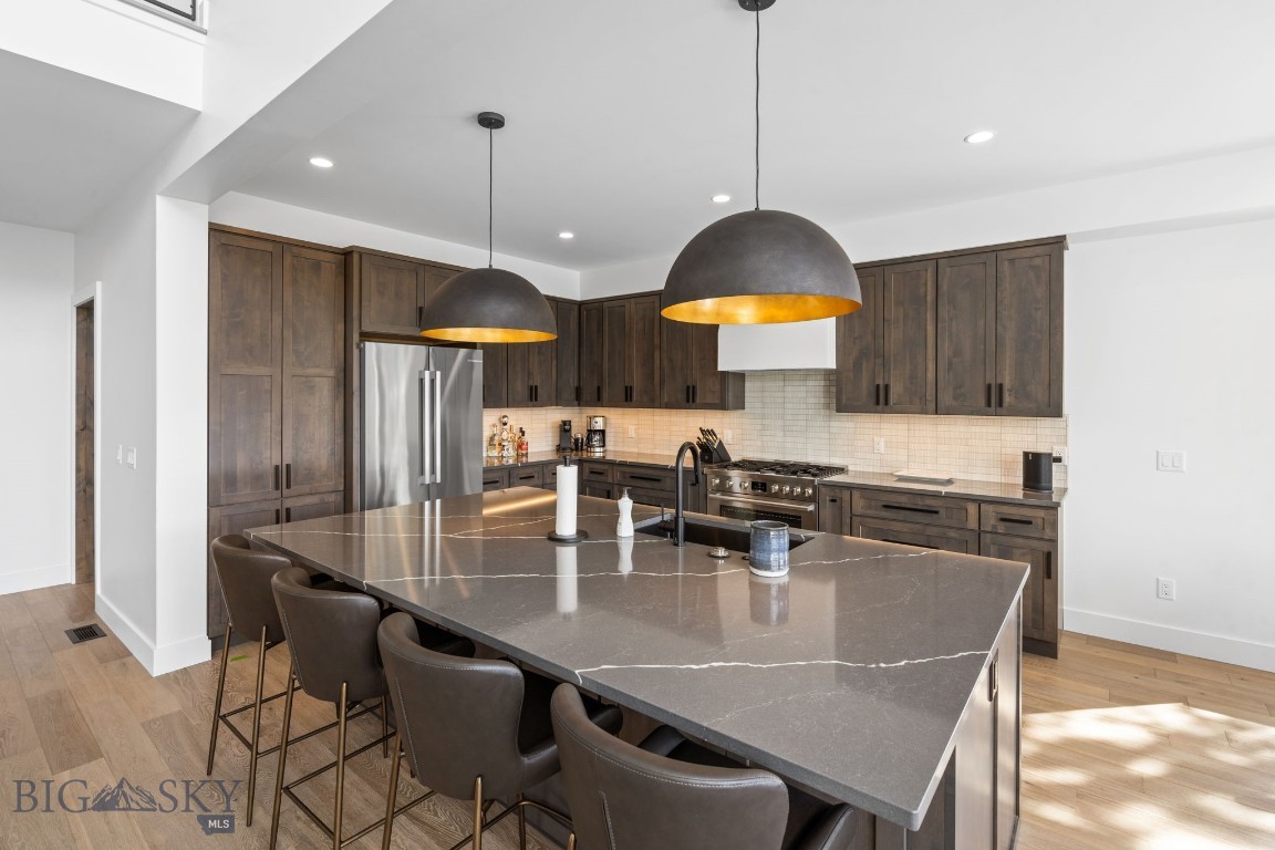 12 Highpoint Drive