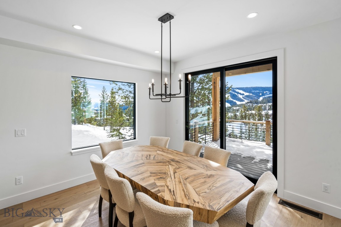 12 Highpoint Drive