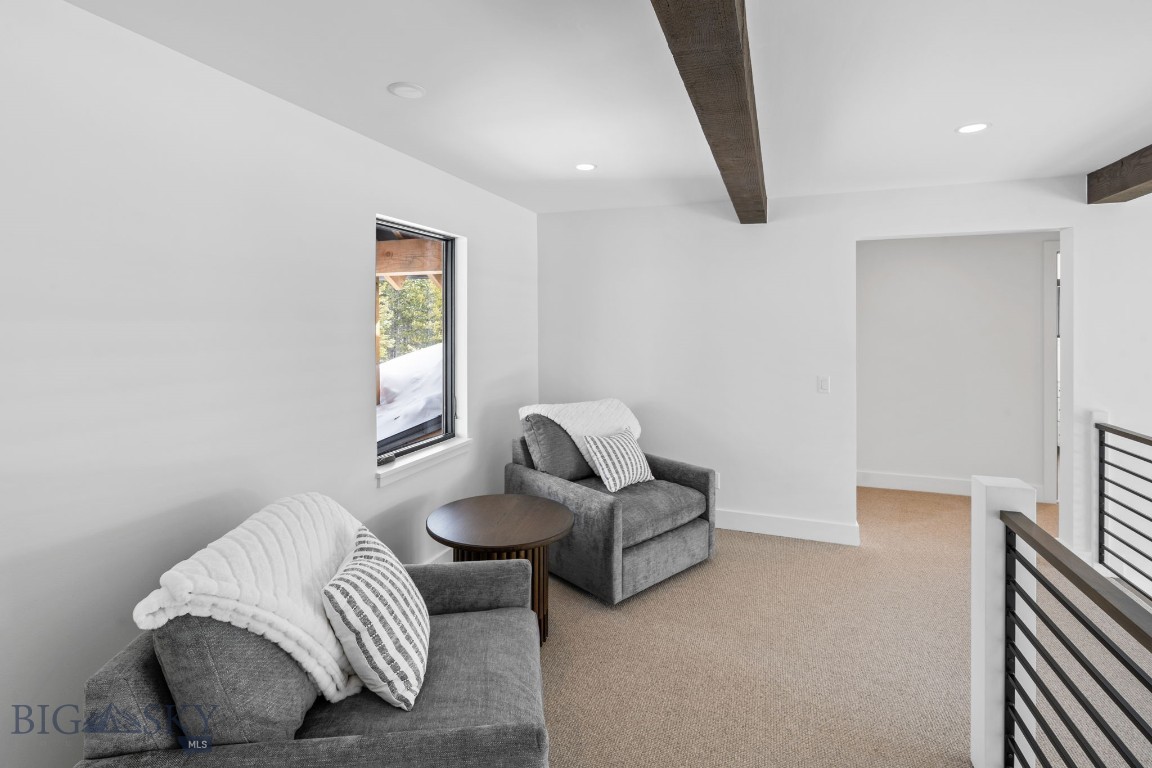 12 Highpoint Drive