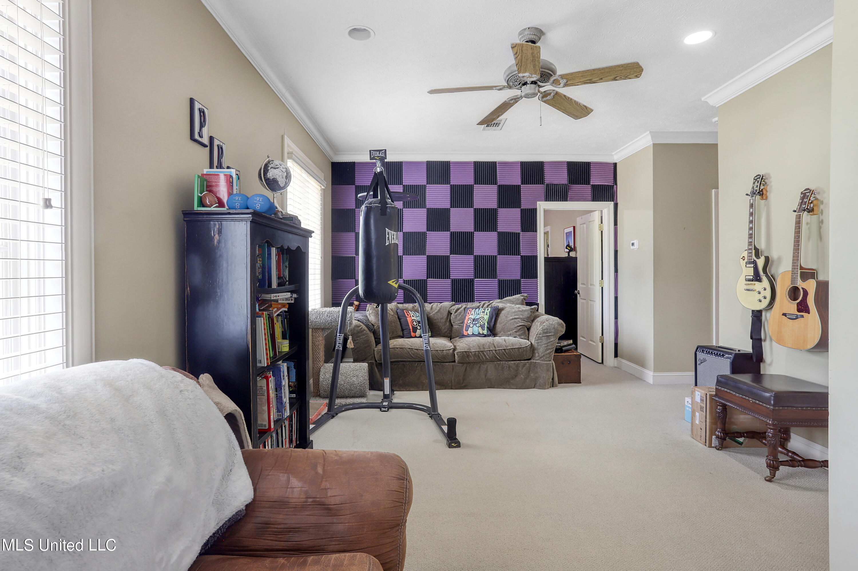 528 Heatherstone Court