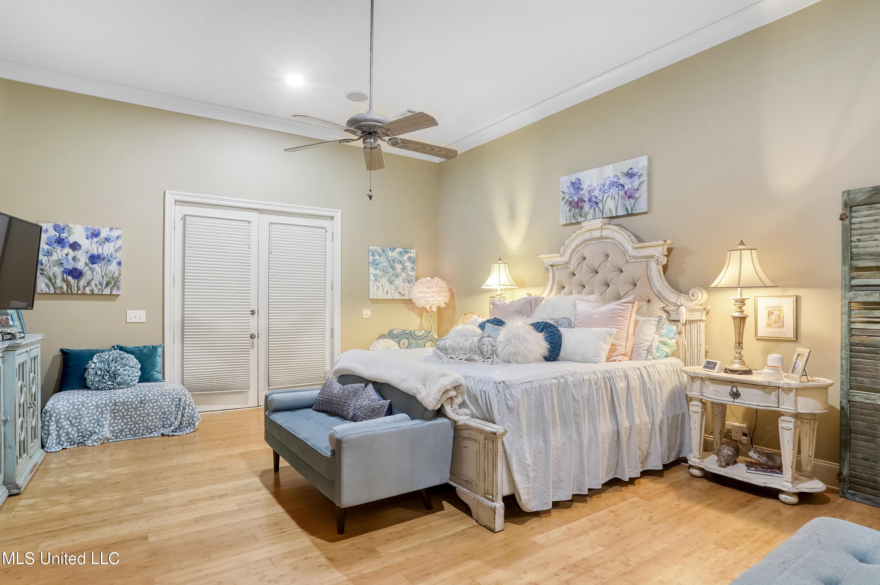 528 Heatherstone Court