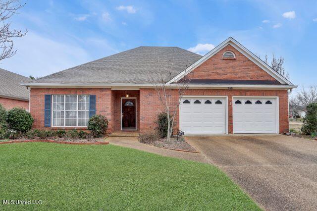 565 Spring Lake Drive