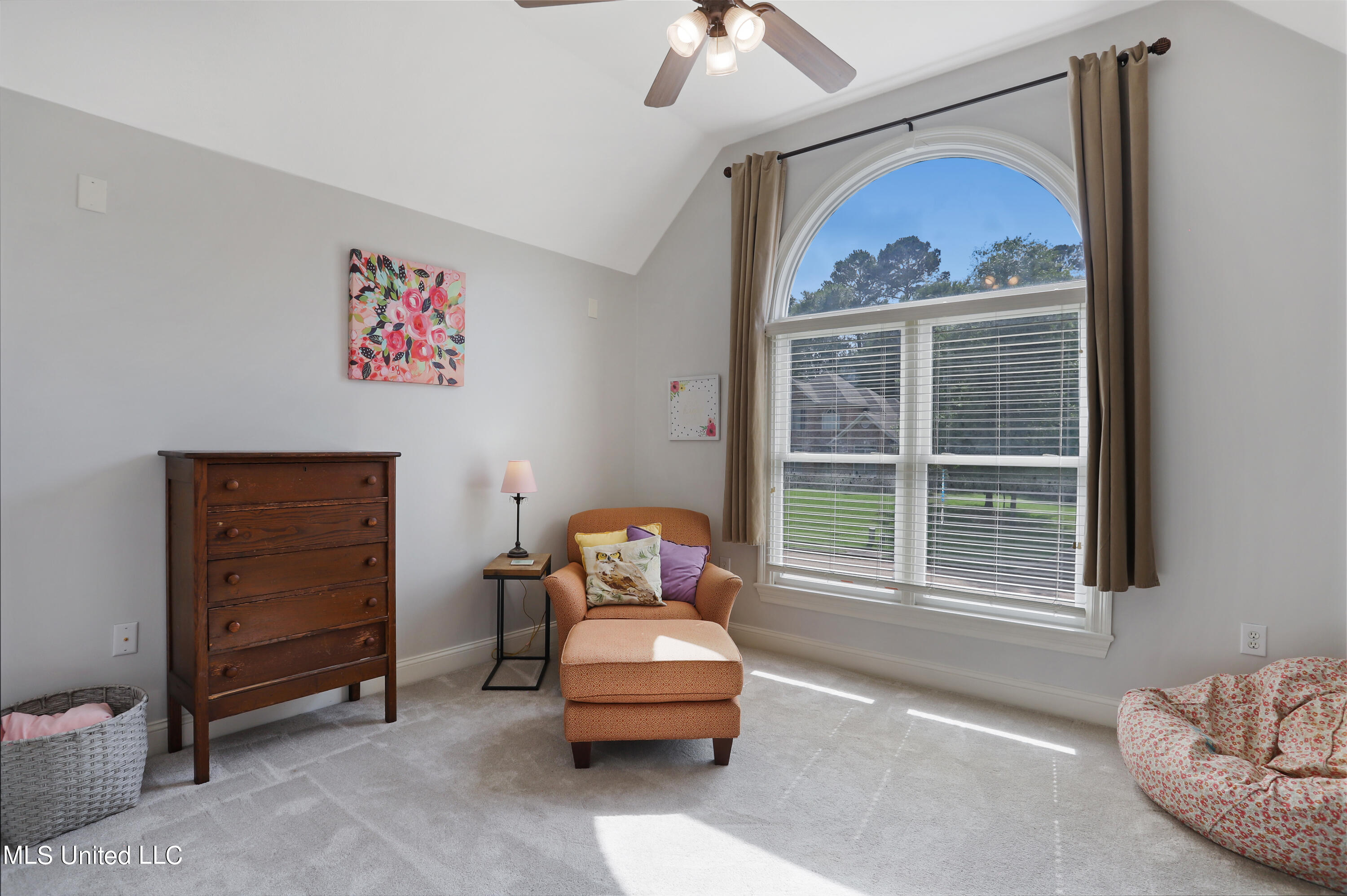 226 Hickory Glen
