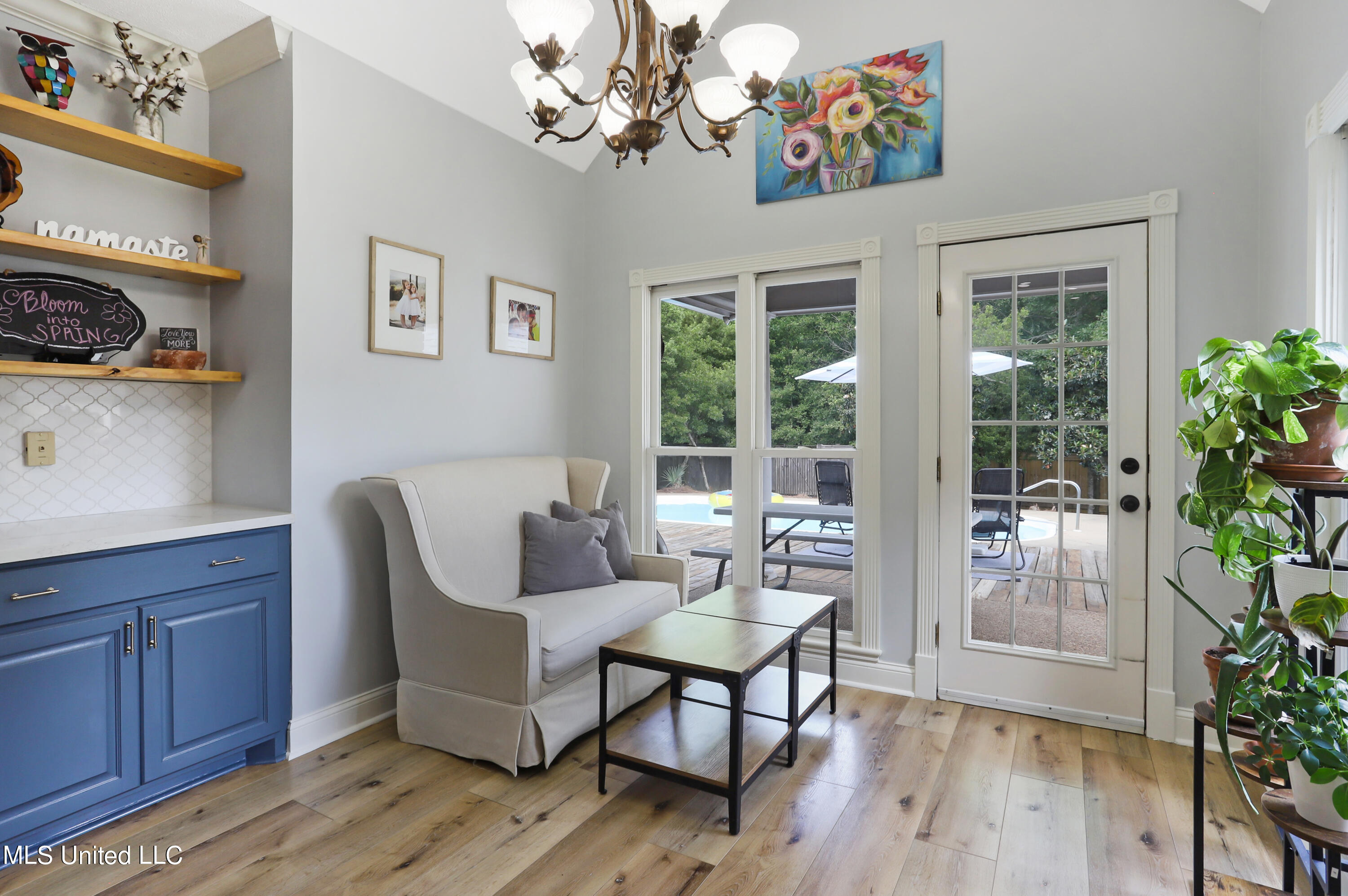 226 Hickory Glen