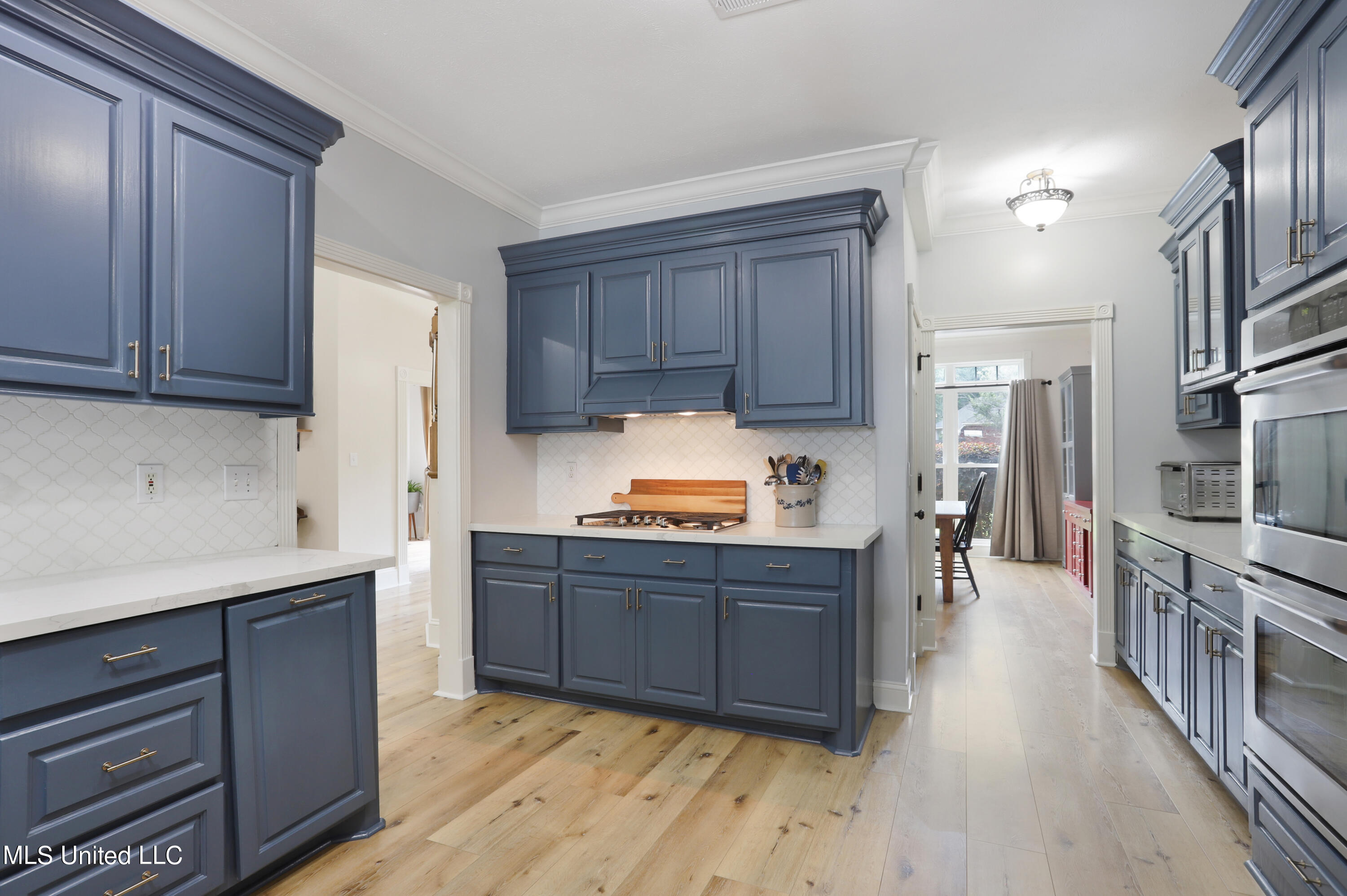 226 Hickory Glen