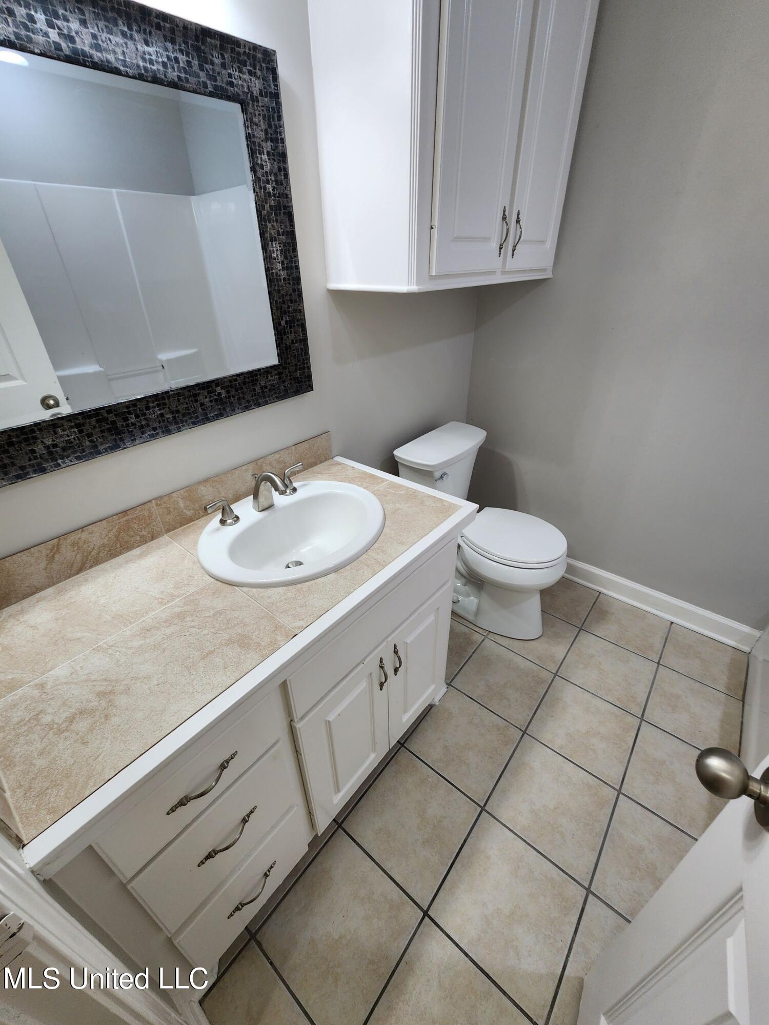 603 Southern Oaks Drive