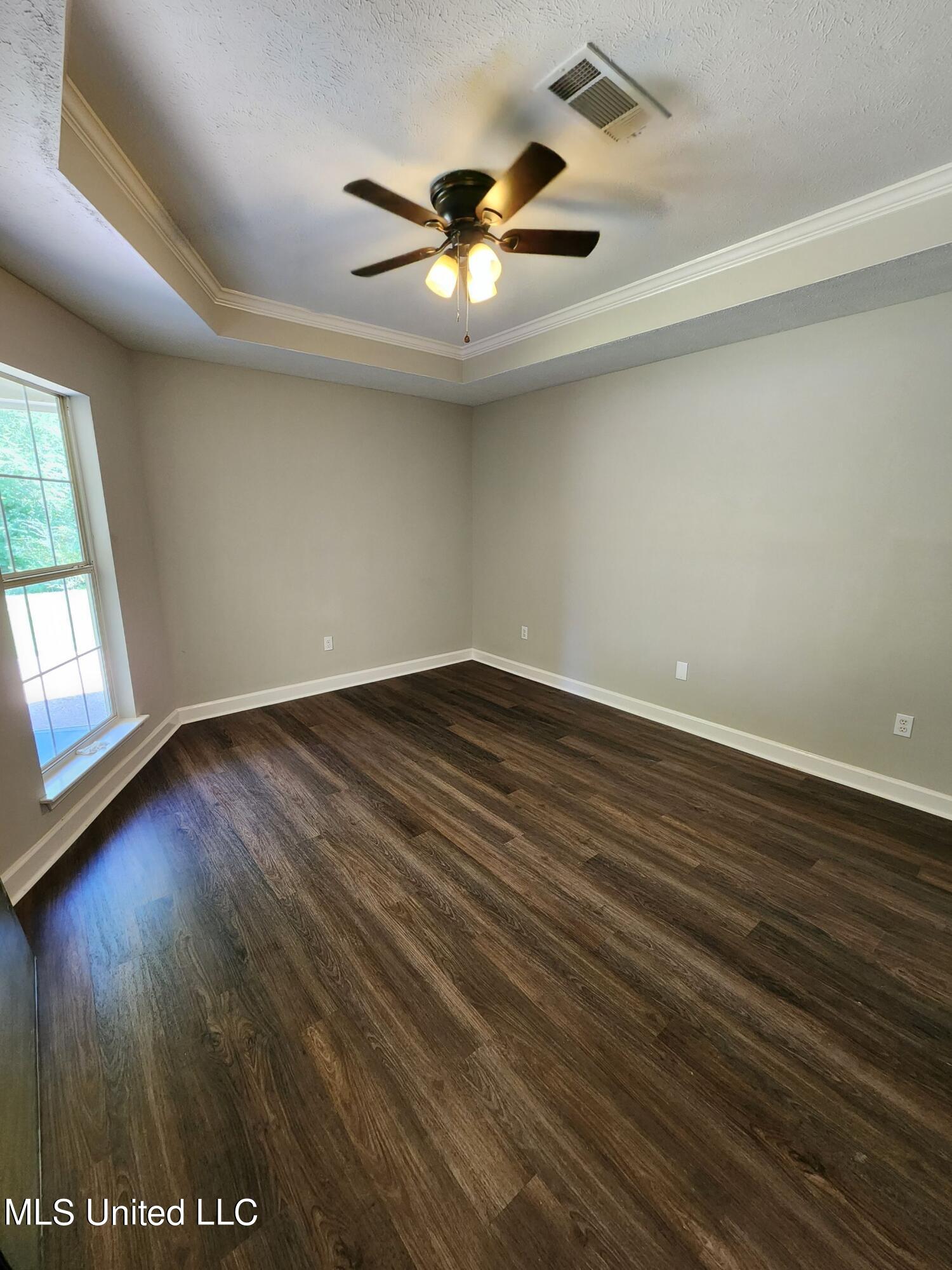 603 Southern Oaks Drive