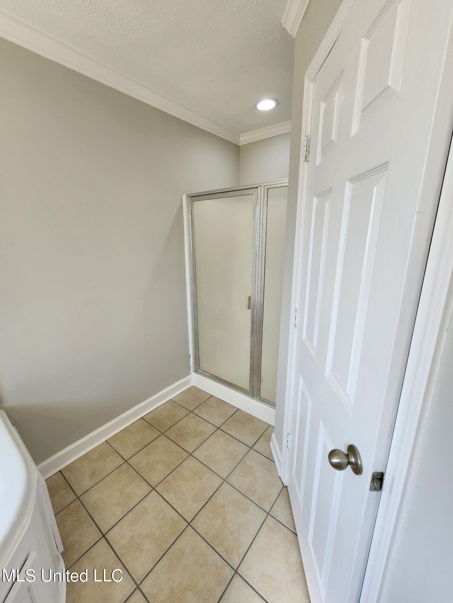 603 Southern Oaks Drive