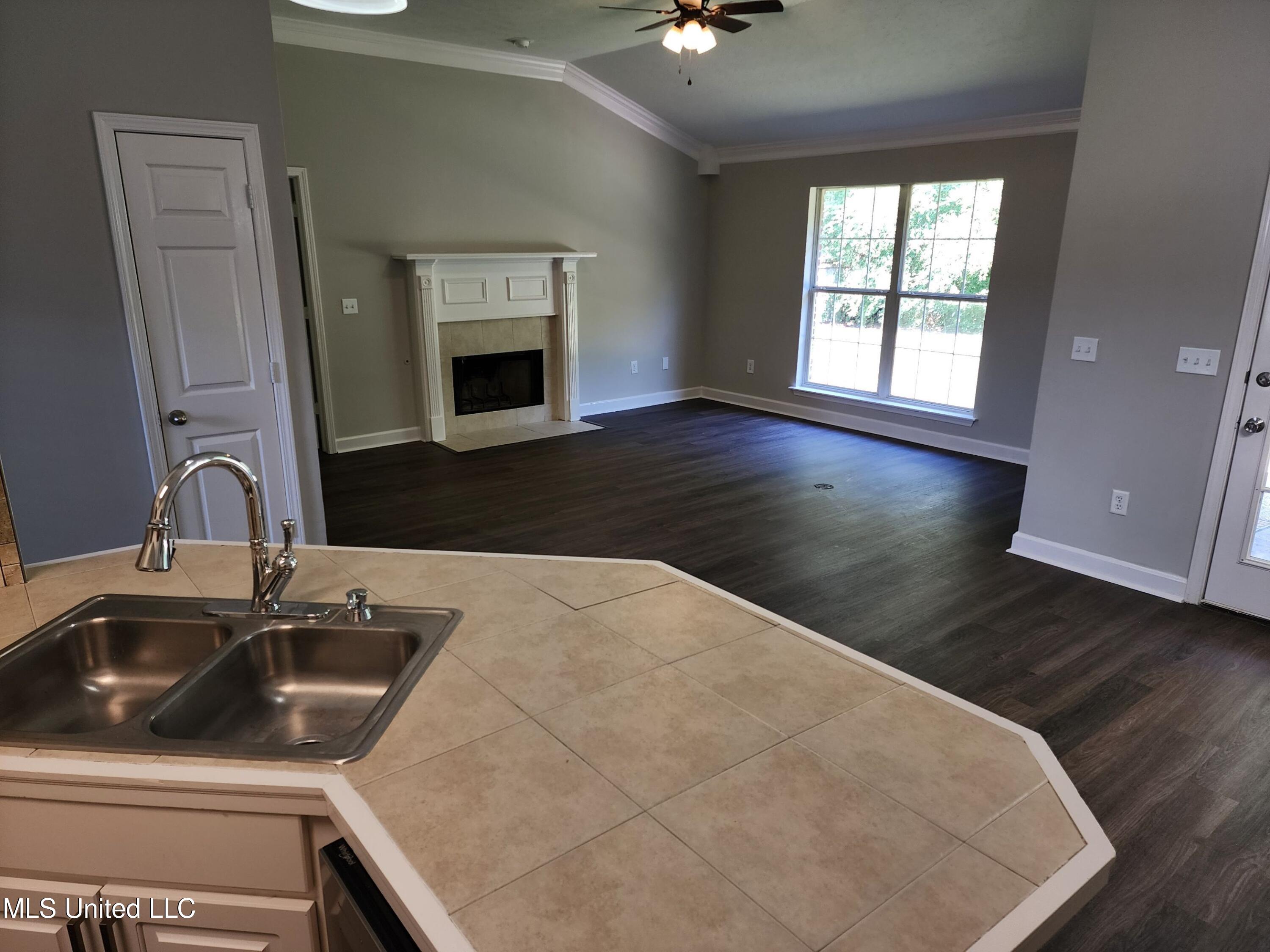 603 Southern Oaks Drive