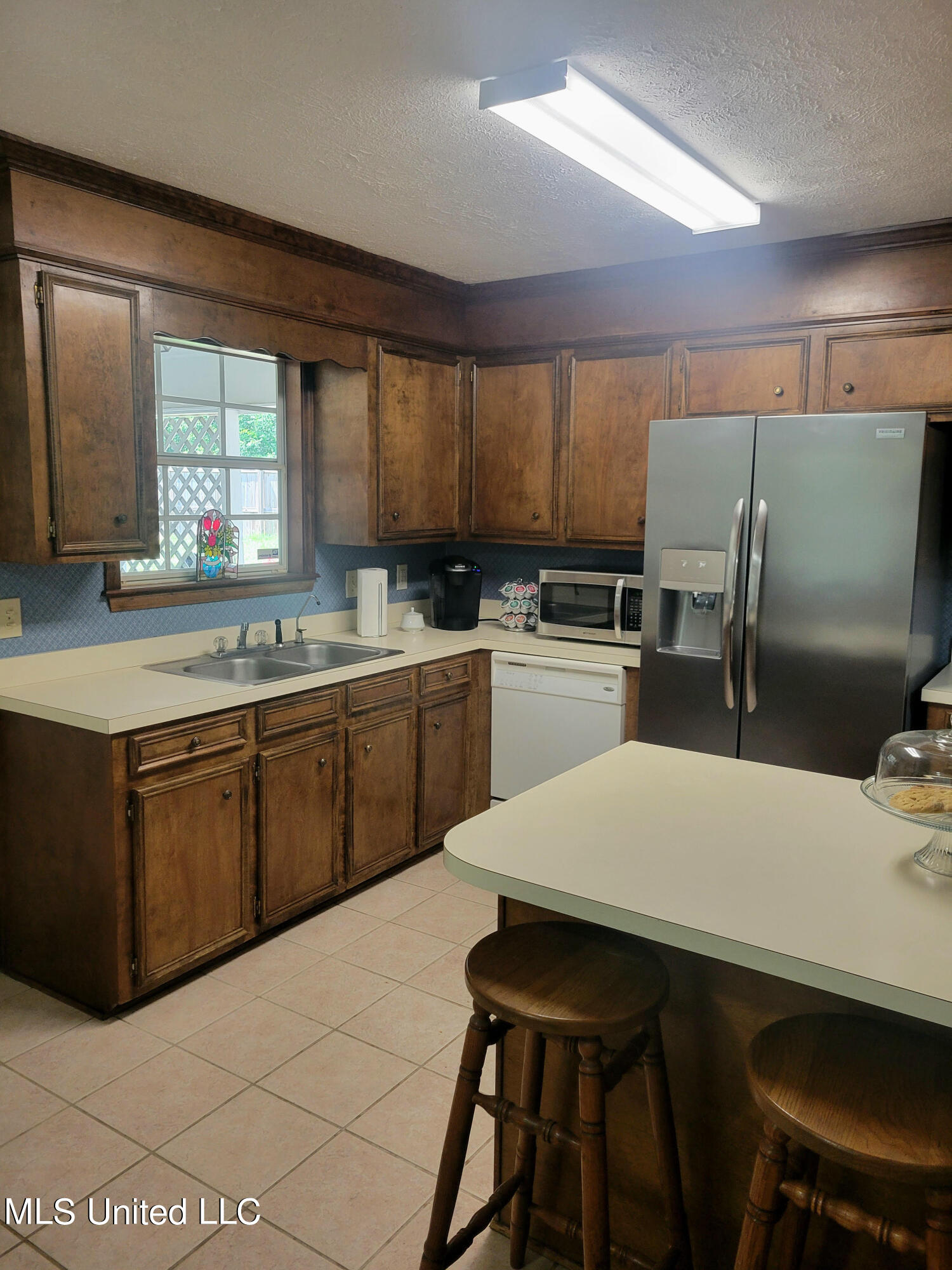 401 Hawthorne Drive