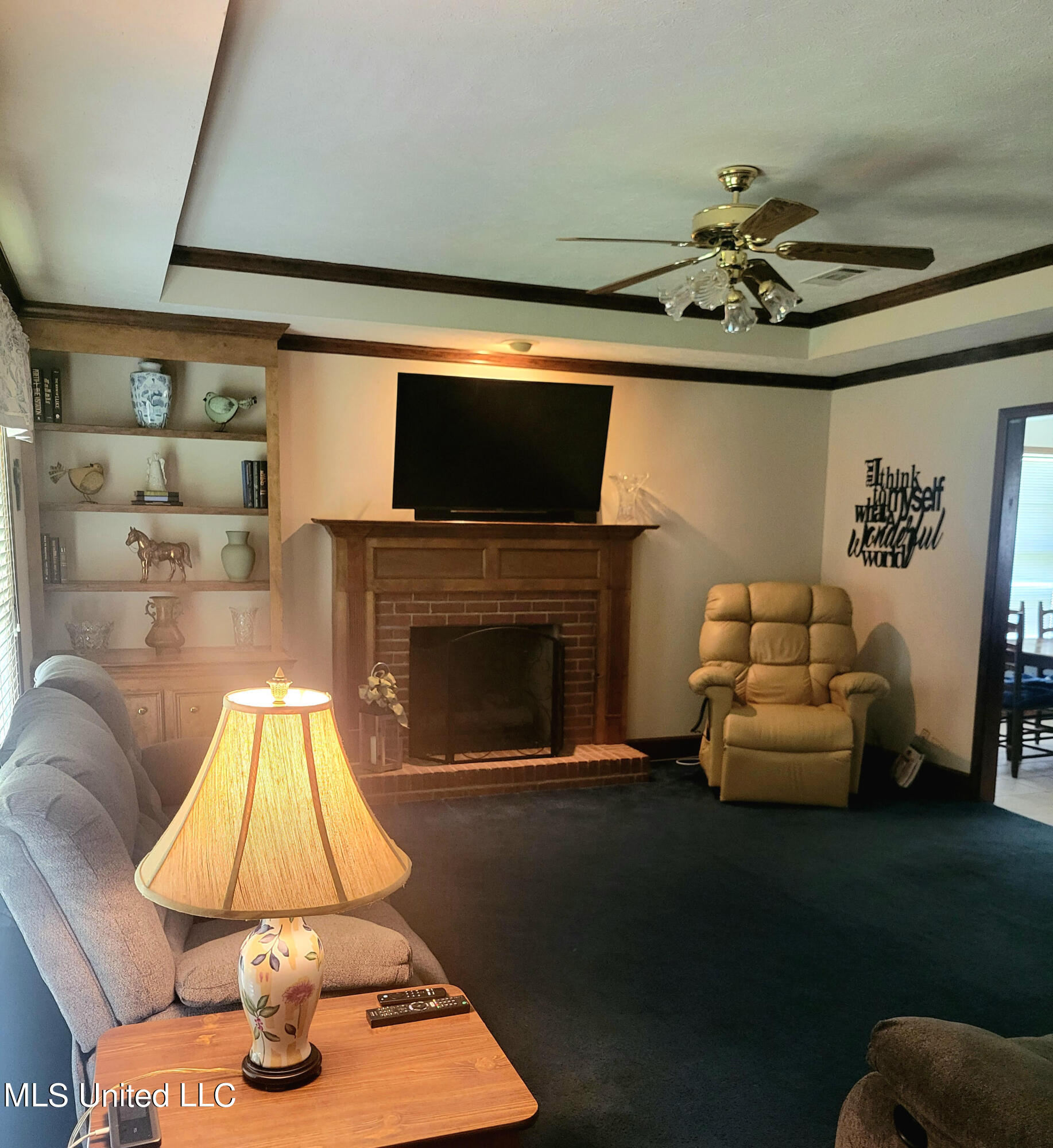 401 Hawthorne Drive