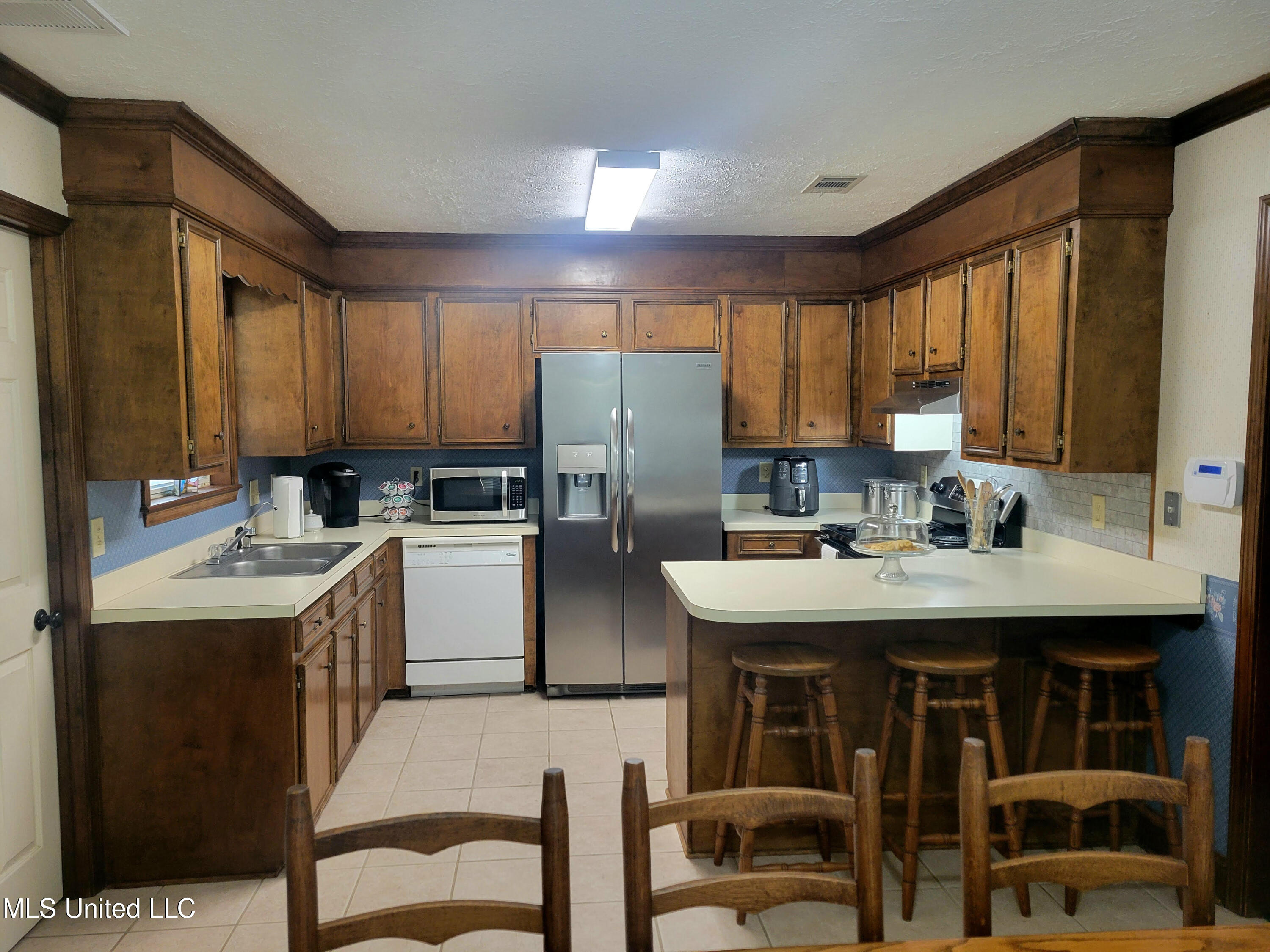 401 Hawthorne Drive