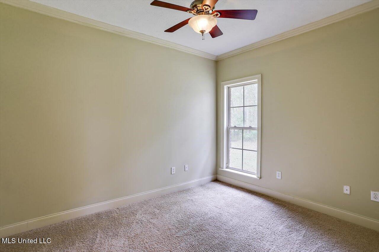 400 Castlewoods Boulevard