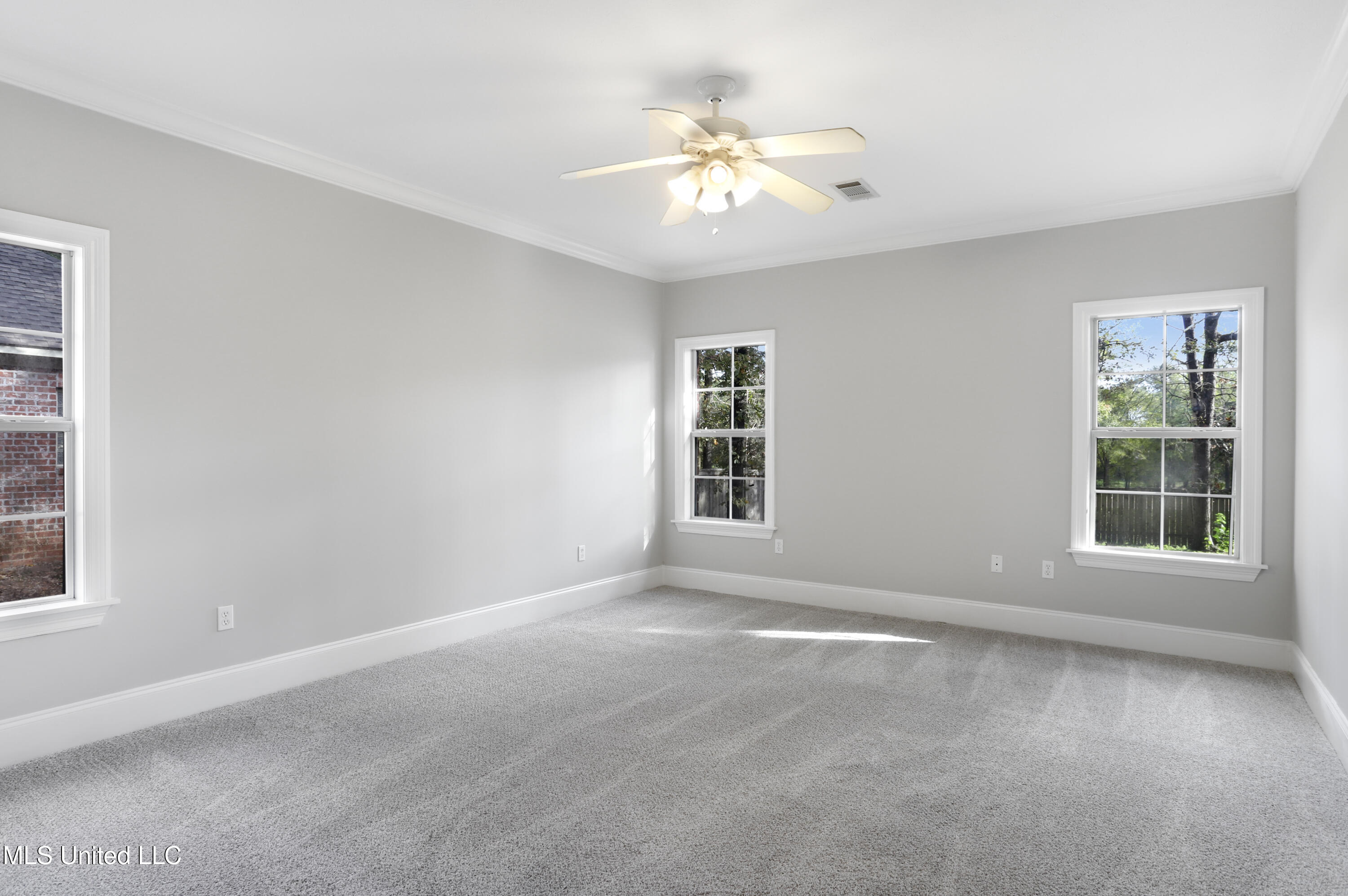 154 E Annandale Parkway E Parkway