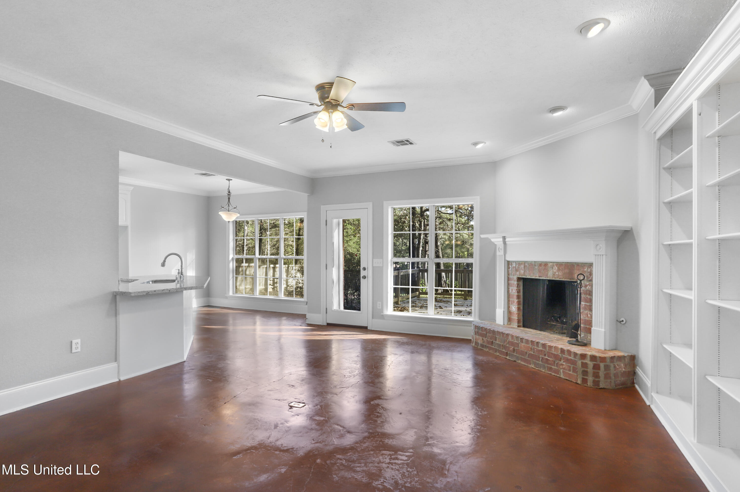 154 E Annandale Parkway E Parkway
