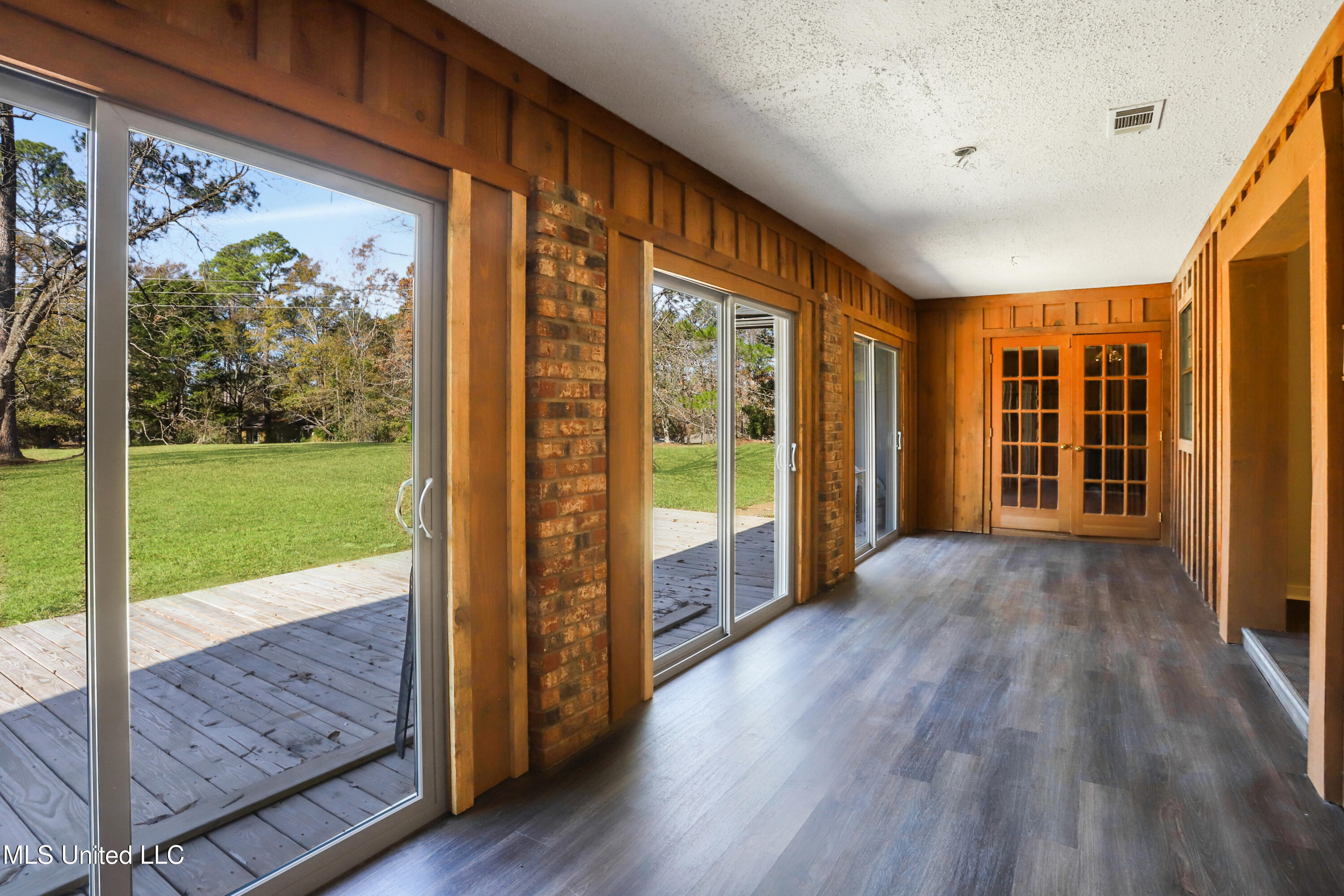 26 Blackberry Lane