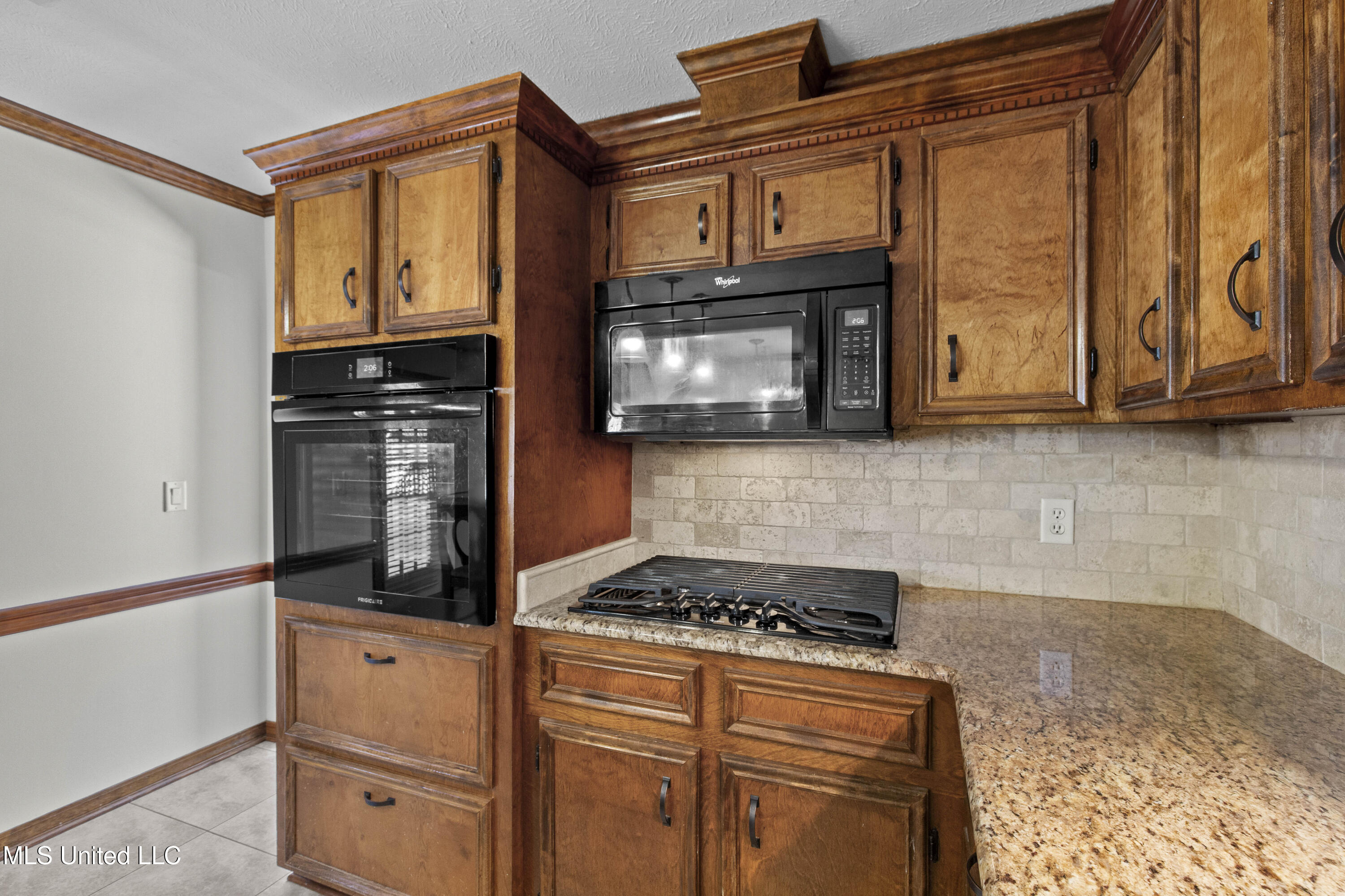 556 Countryside Place