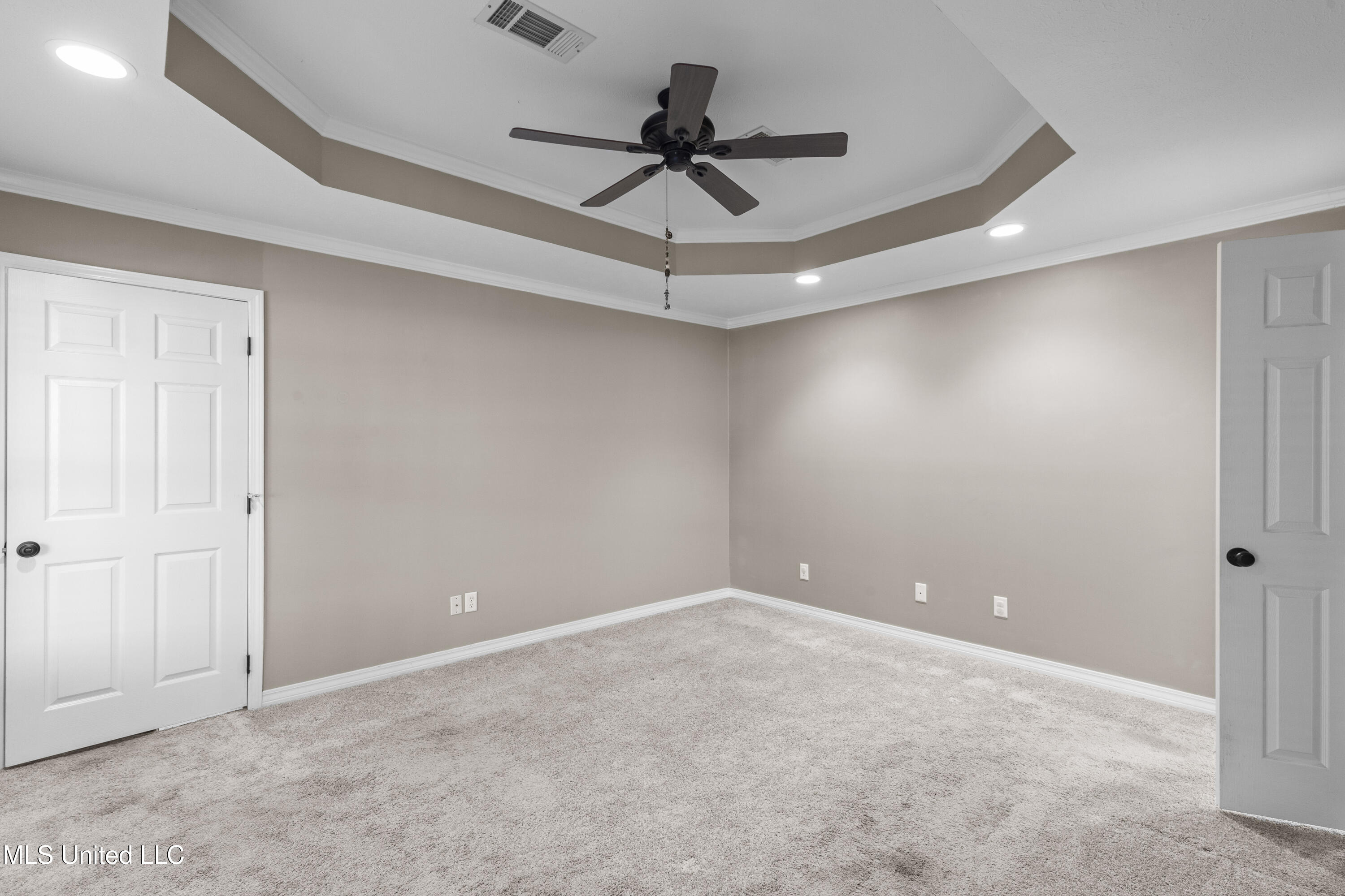 556 Countryside Place