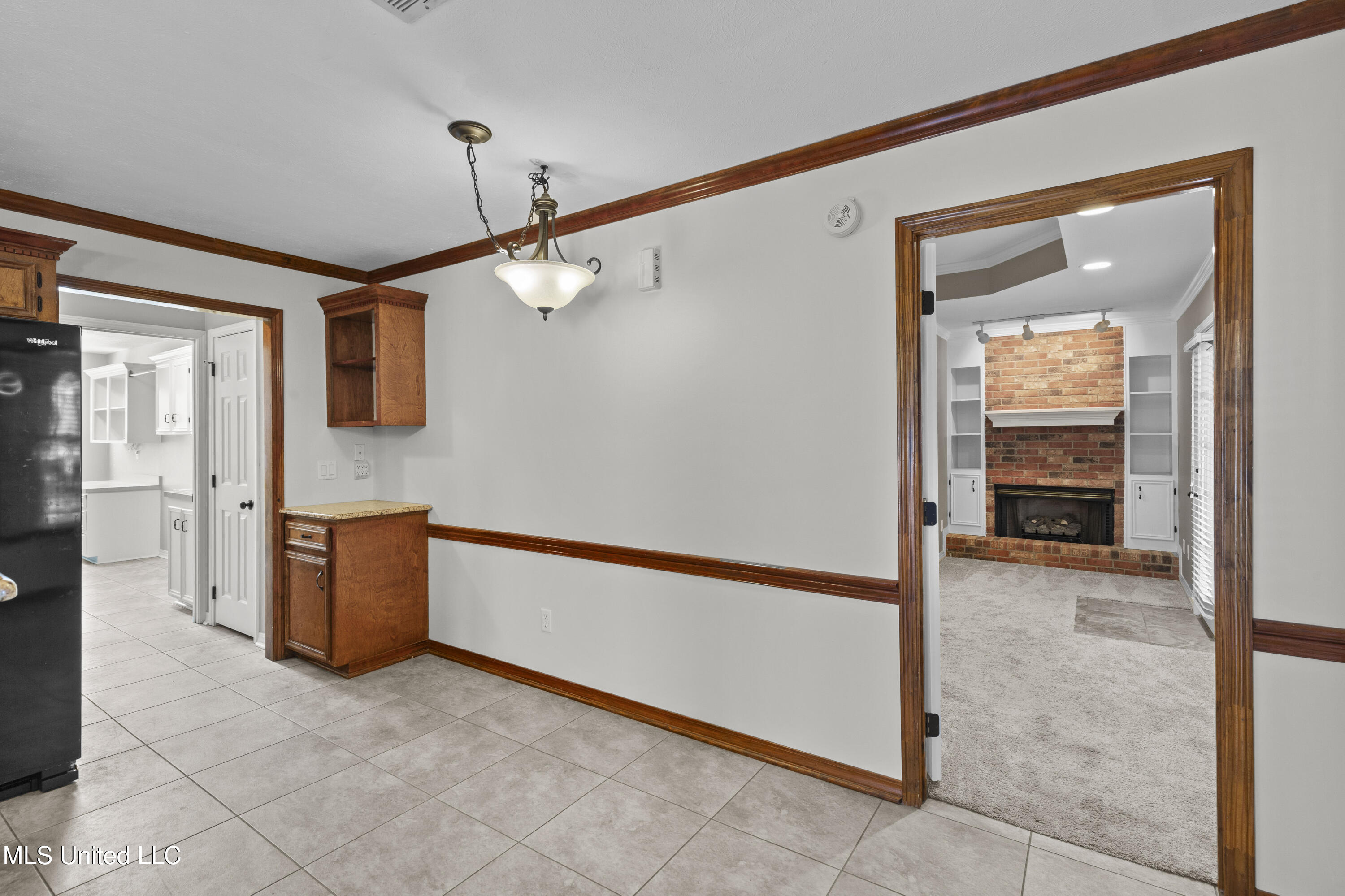 556 Countryside Place