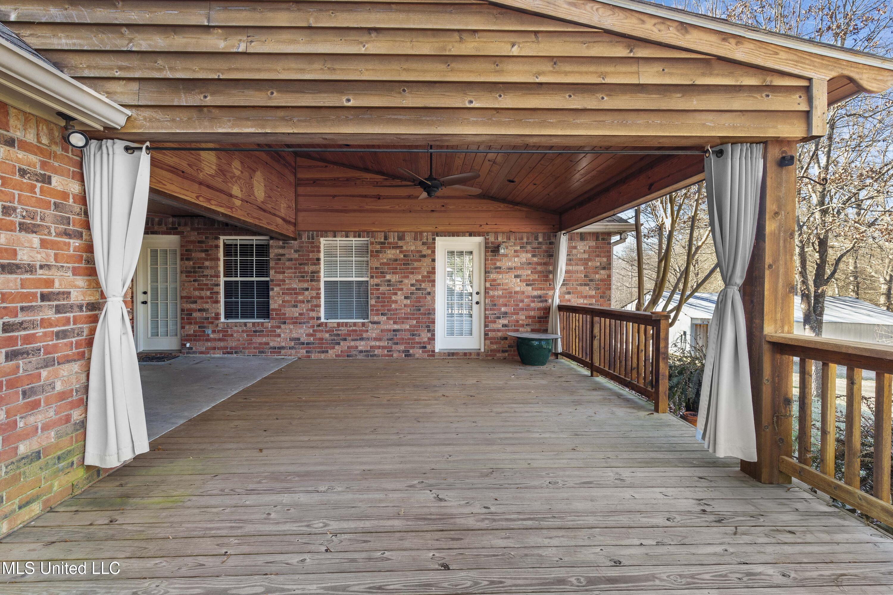 556 Countryside Place